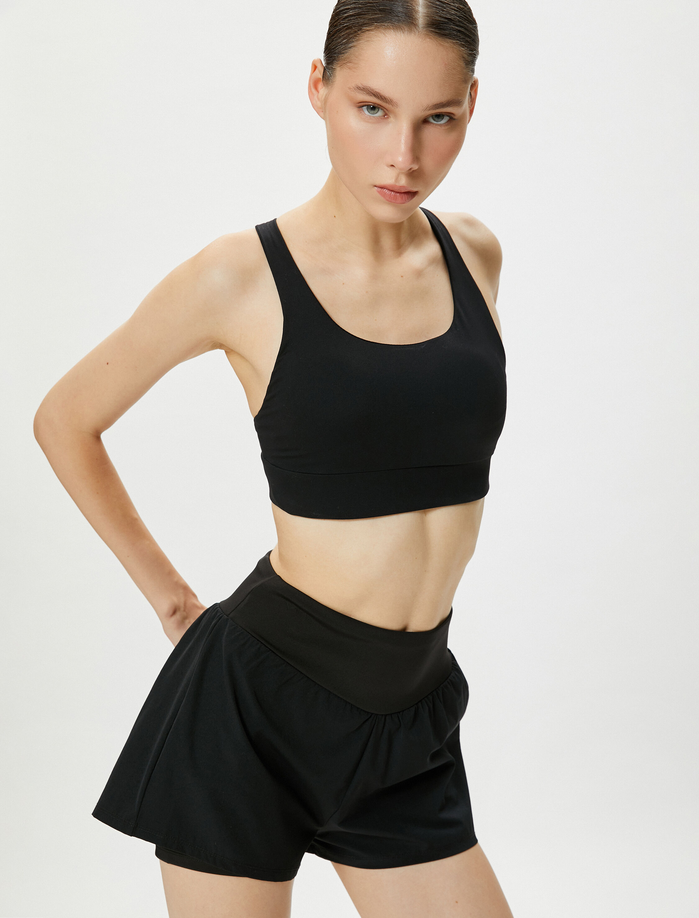   Sporcu Sütyeni U Yaka Arkası İnce Çapraz Askılı