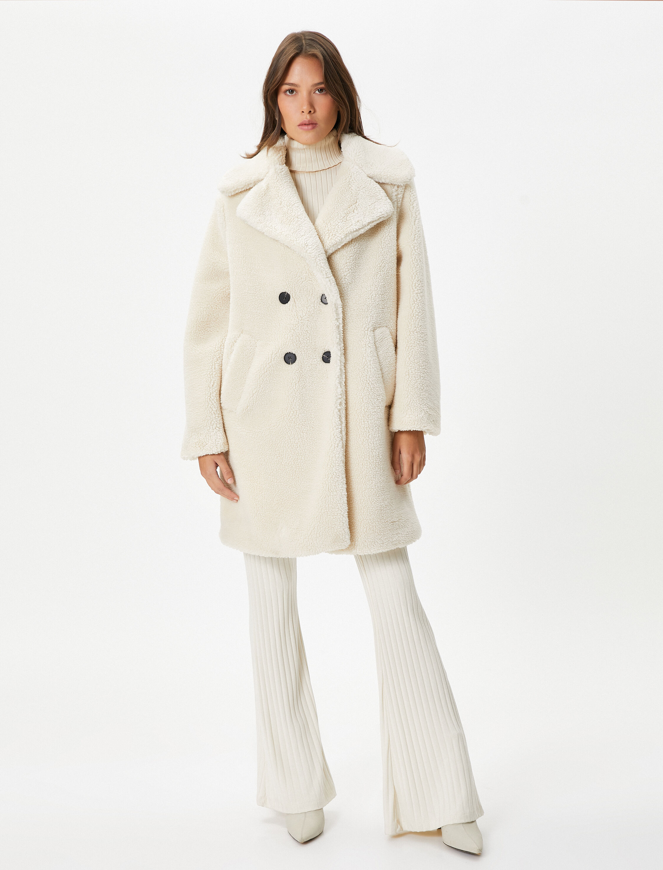 Peluş Mont Kruvaze Düğmeli Cep Detaylı