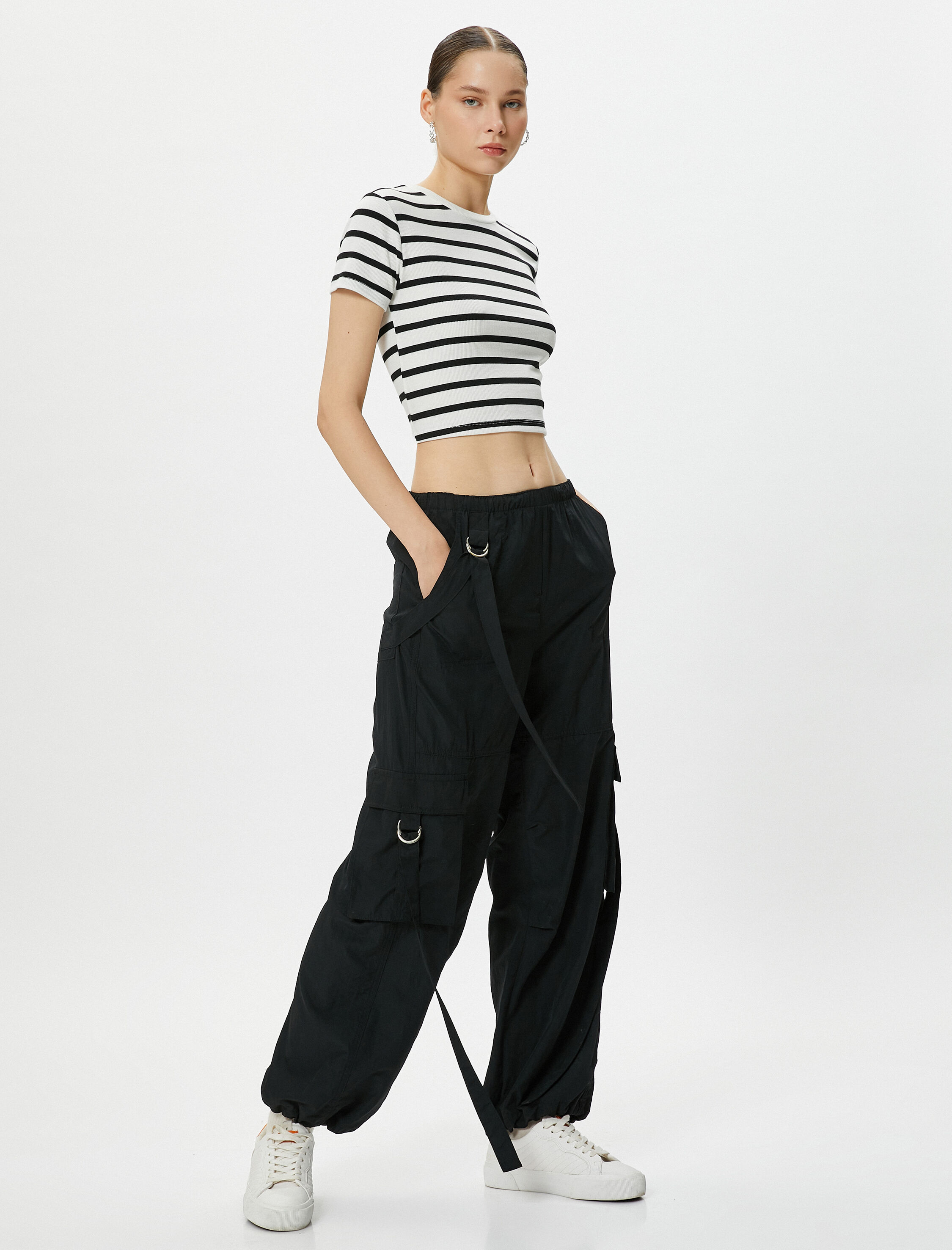   Crop Tişört Kısa Kollu Bisiklet Yaka Viskon Kumaş Karışımlı