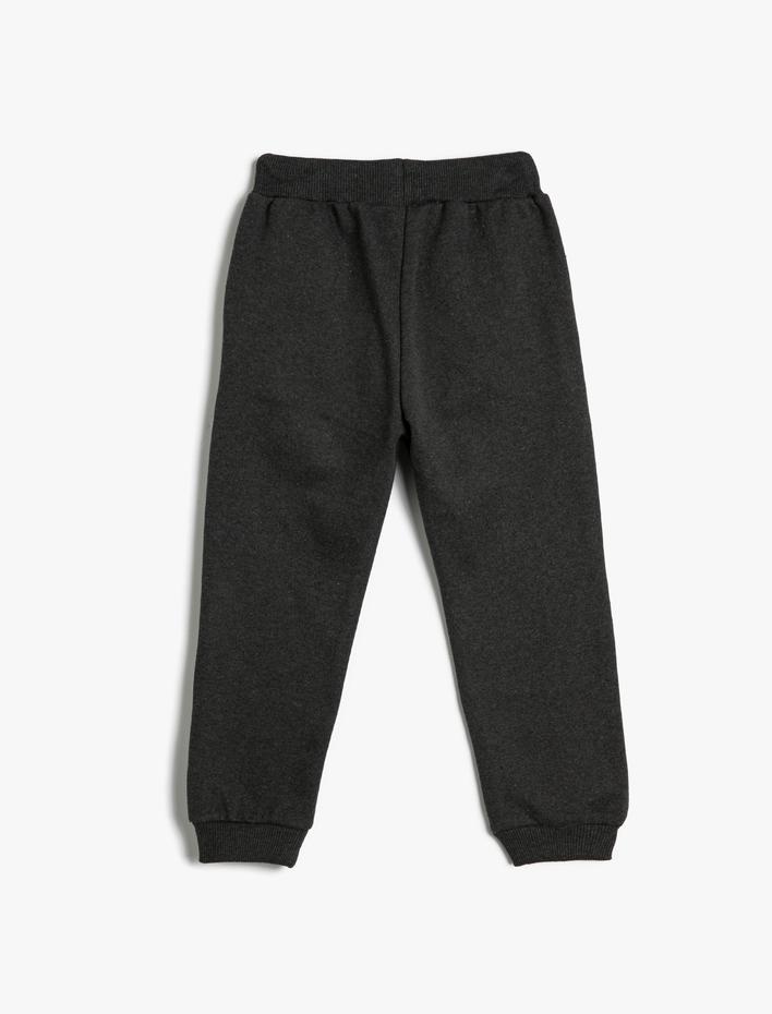 Erkek Çocuk Jogger Eşofman Altı Beli Bağlamalı Cepli Slogan Baskılı Şardonlu