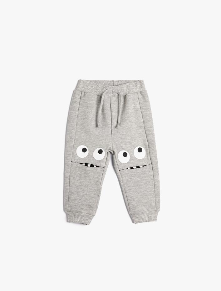 Erkek Bebek Jogger Eşofman Altı Beli Bağlamalı Canavar Baskılı Aplike Detaylı Şardonlu