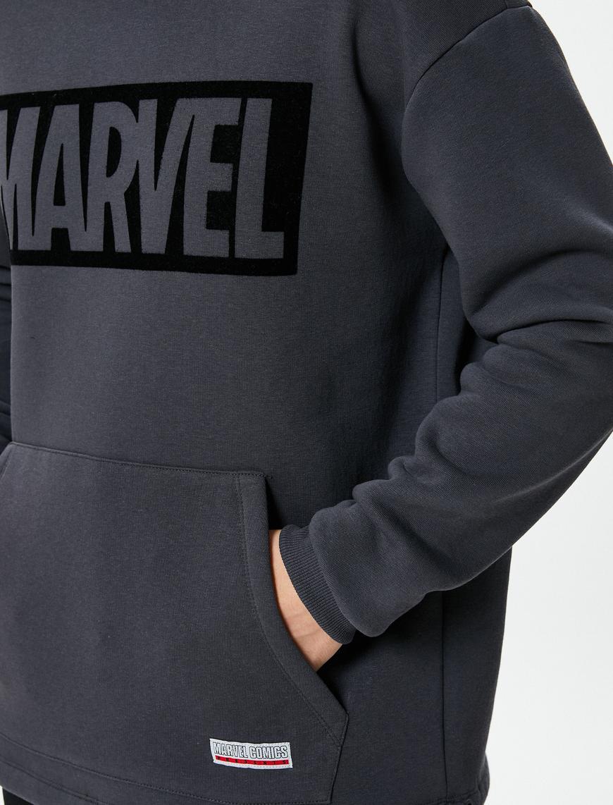   Marvel Oversize Sweatshirt Kapşonlu Kanguru Cepli Lisanslı Baskılı