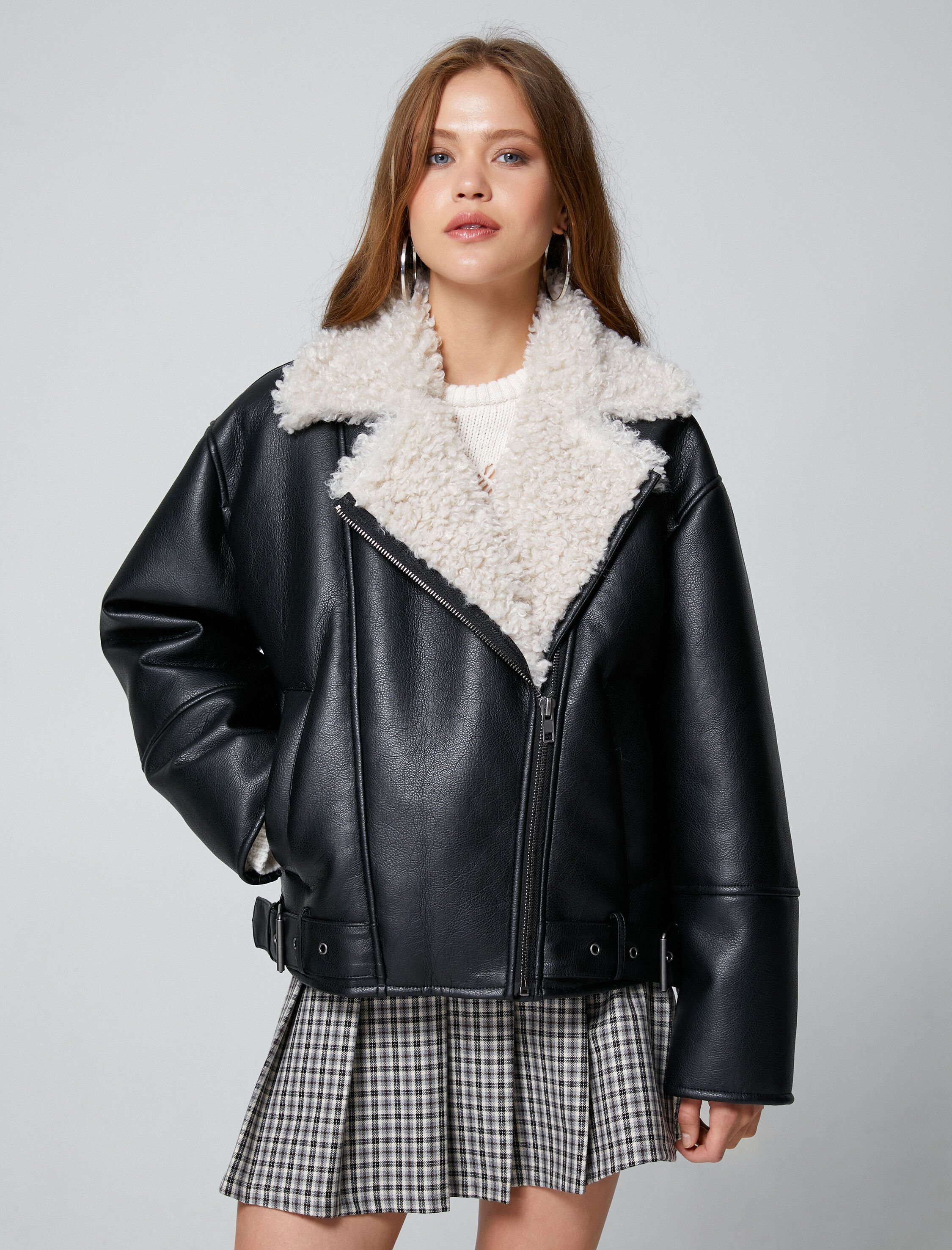   Biker Ceket Deri Görünümlü Peluş Detaylı Cepli Fermuarlı
