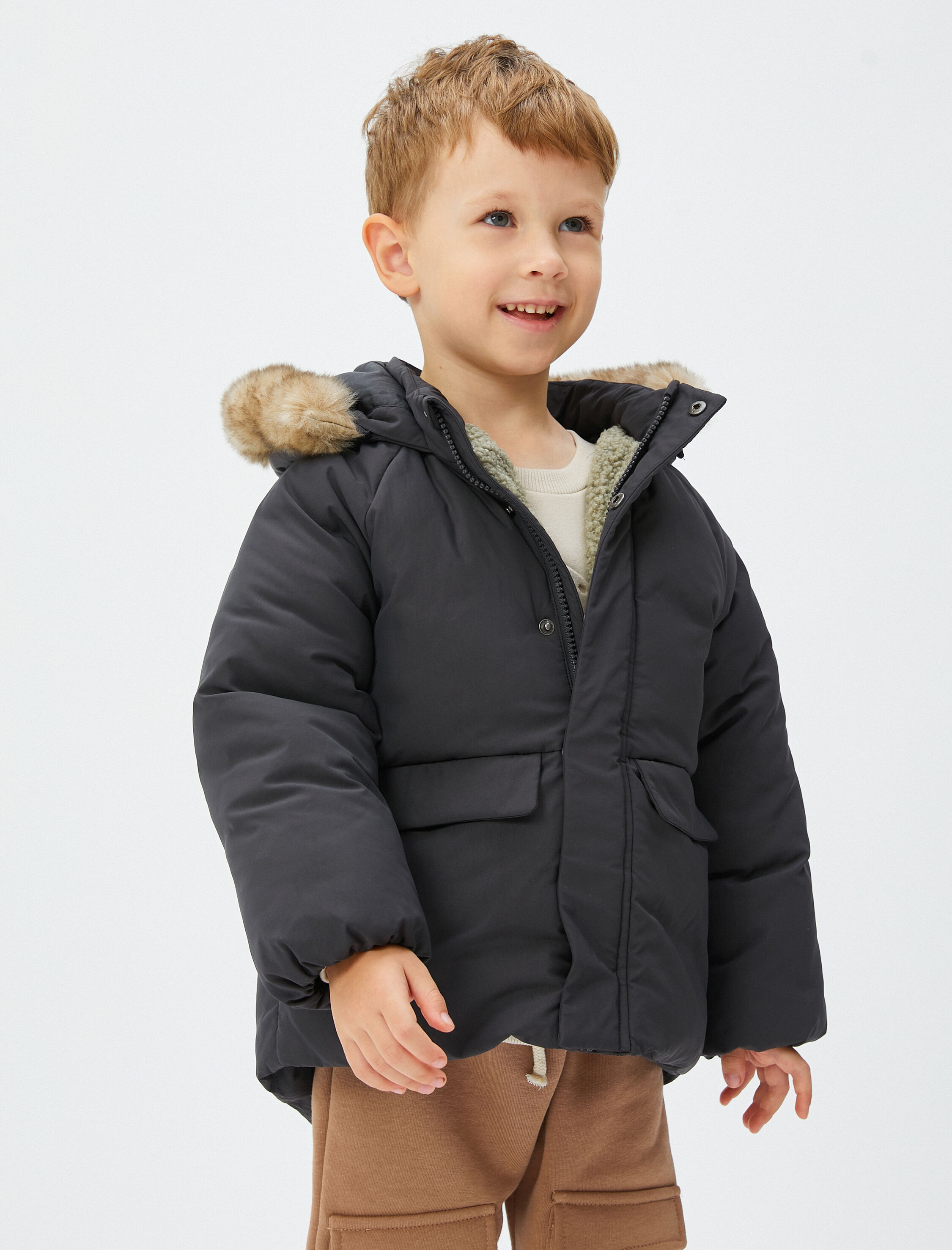  Erkek Bebek Kapşonlu Kaban Peluş Astarlı Dolgulu Cepli