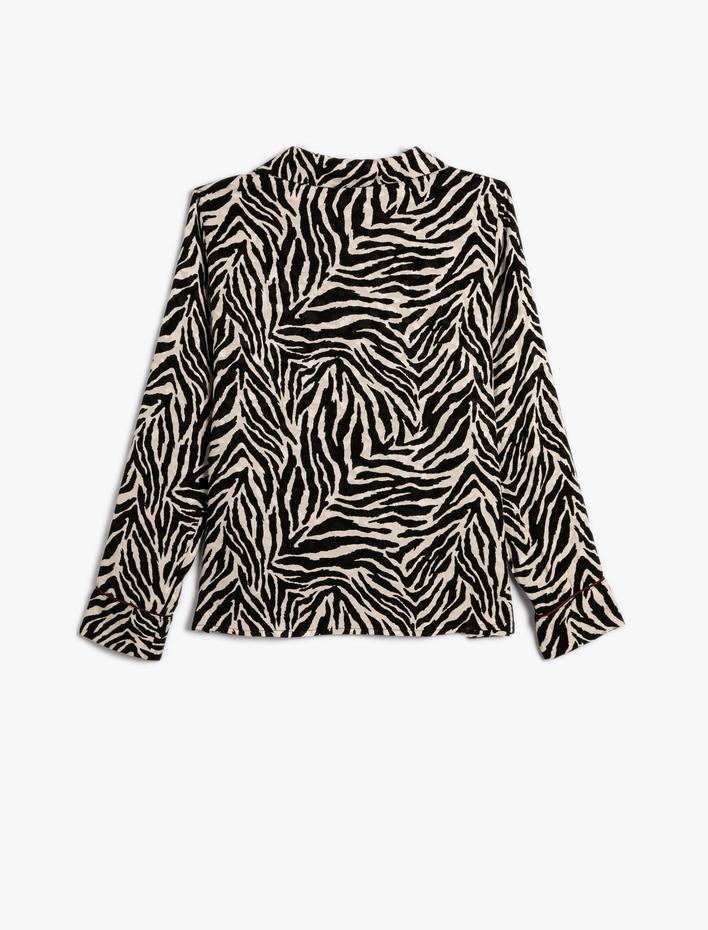  Zebra Desenli Pijama Üstü Düğmeli Uzun Kollu Cepli