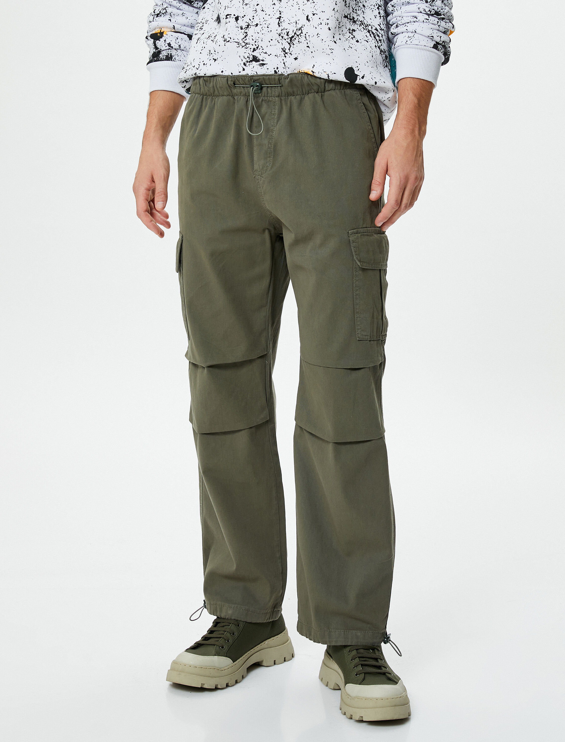   Paraşüt Pantolon Bol Kesim Stoperli Kargo Cep Detaylı