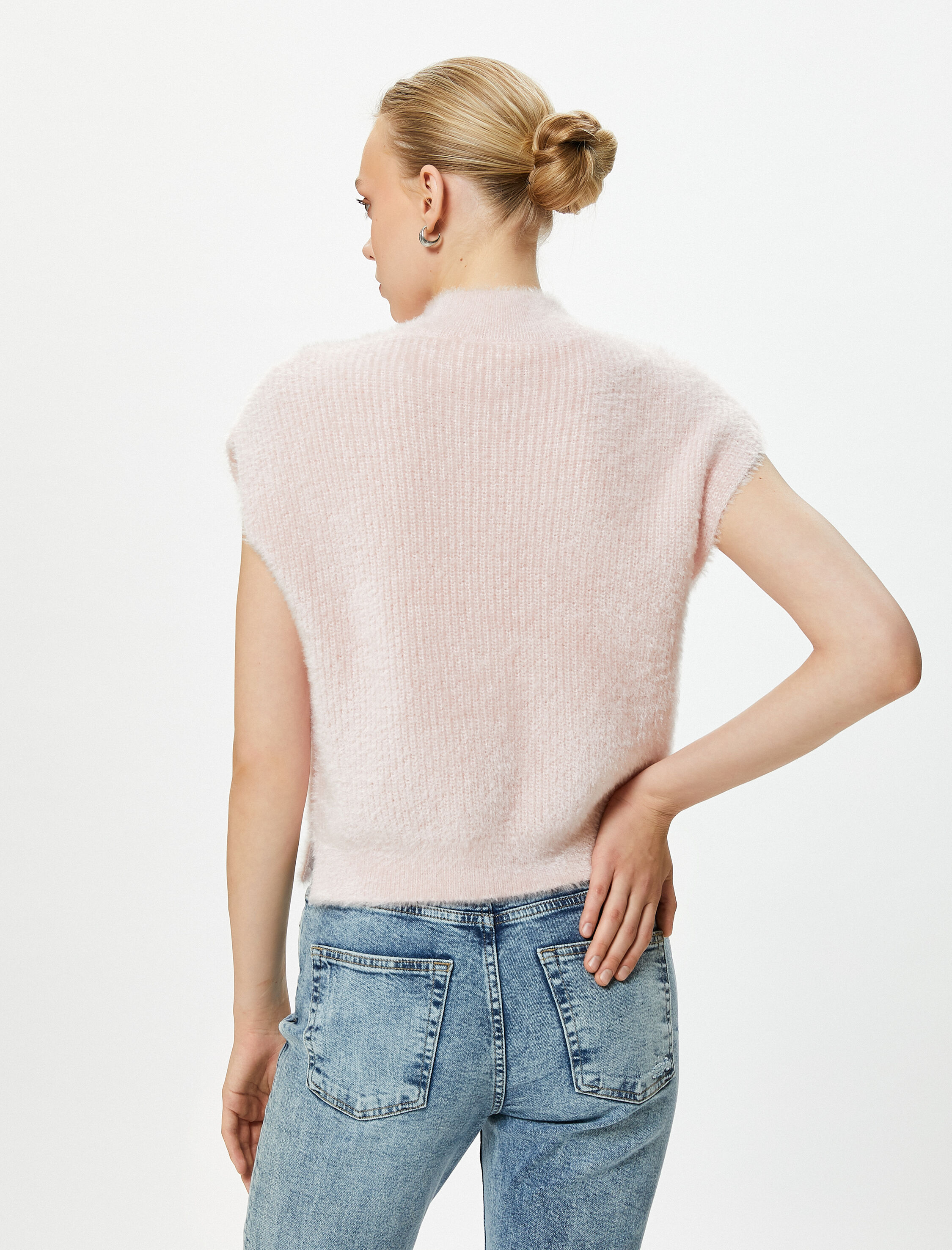   Peluş Süveter Dik Yaka Örgü