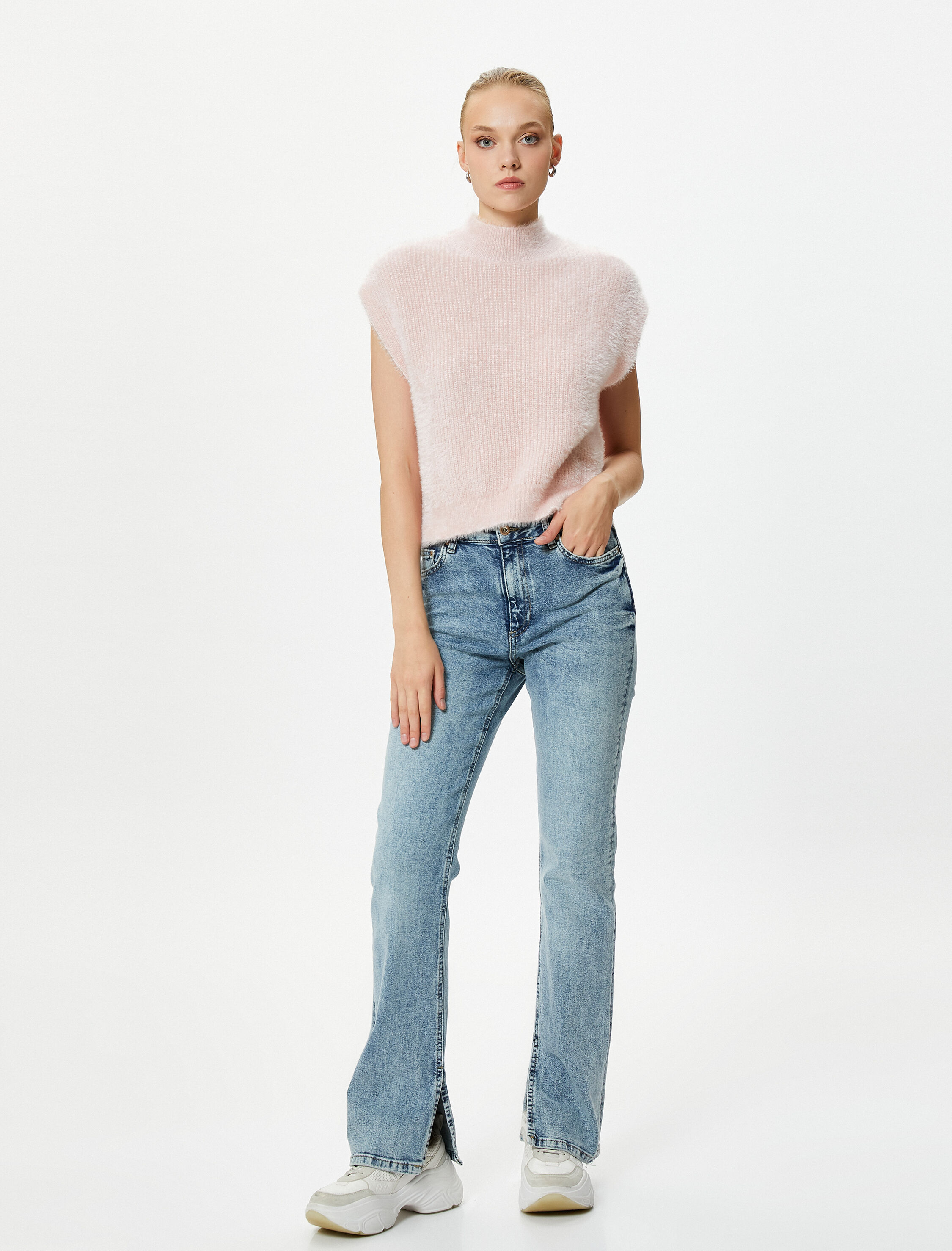   Peluş Süveter Dik Yaka Örgü