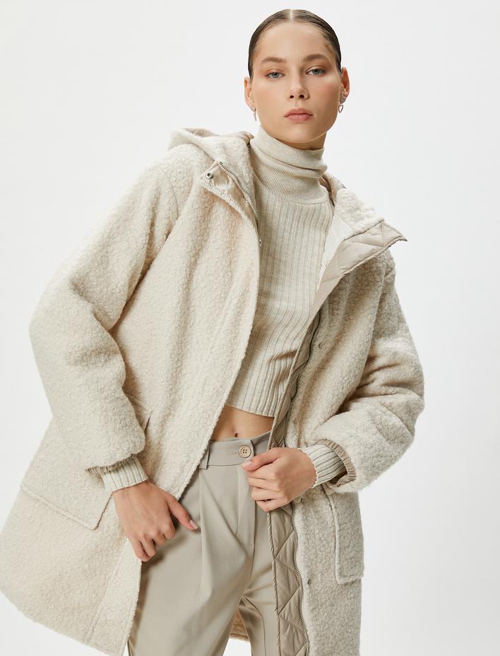  Peluş Uzun Kaban Kapşonlu Fermuarlı Kapitone Rüzgar Kapaklı Cepli