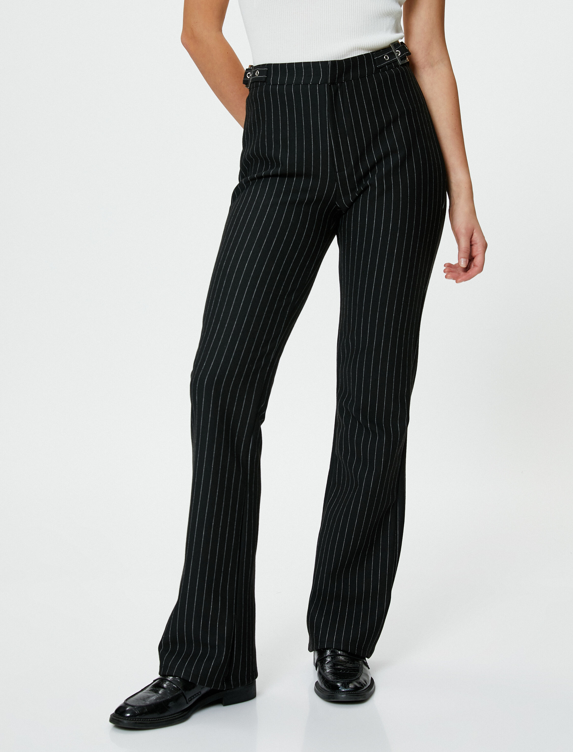   İspanyol Paça Kumaş Pantolon Yüksek Bel Yarım Kemer Detaylı