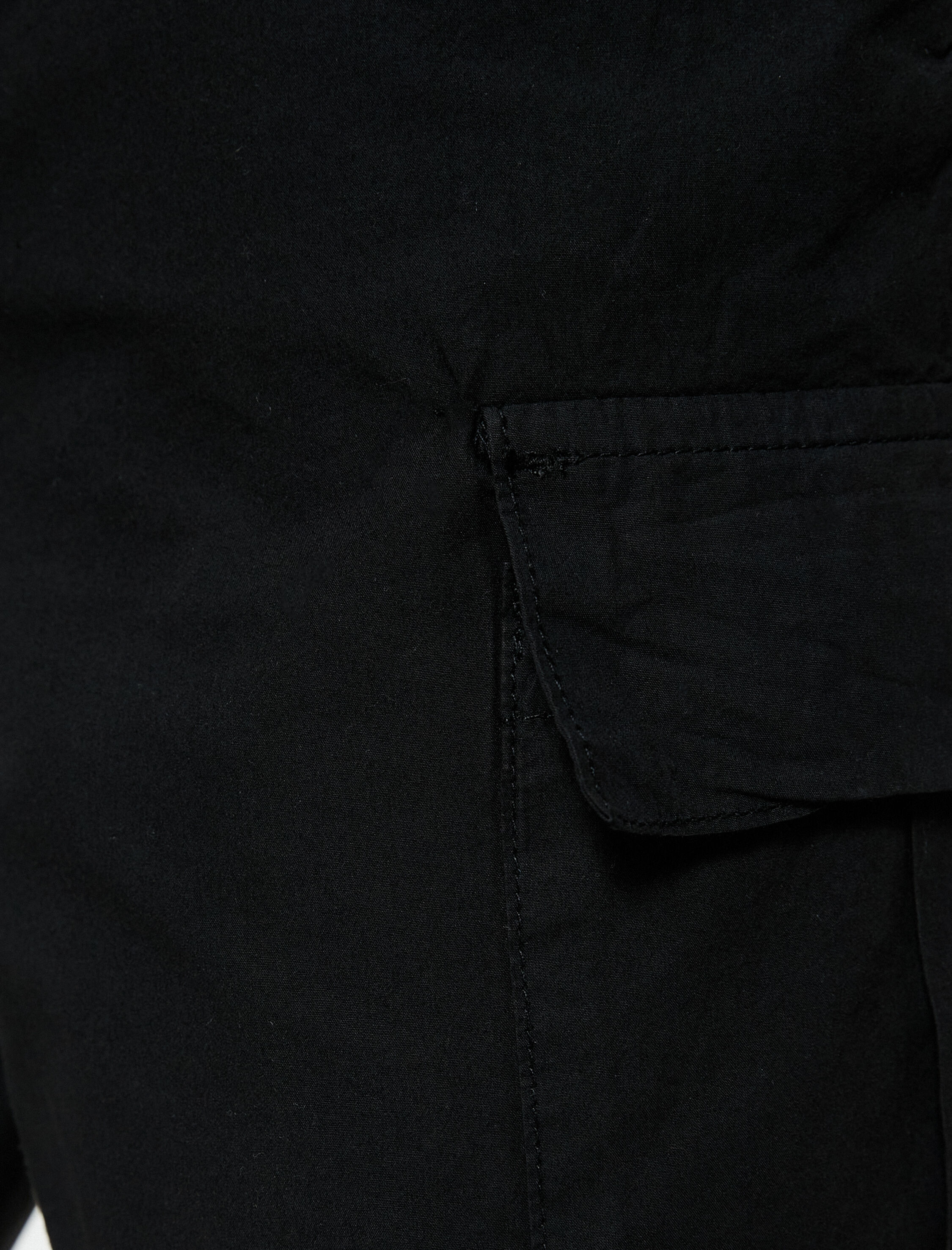   Paraşüt Pantolon Oversize Kargo Cepli Beli ve Paçaları Lastikli Pamuklu