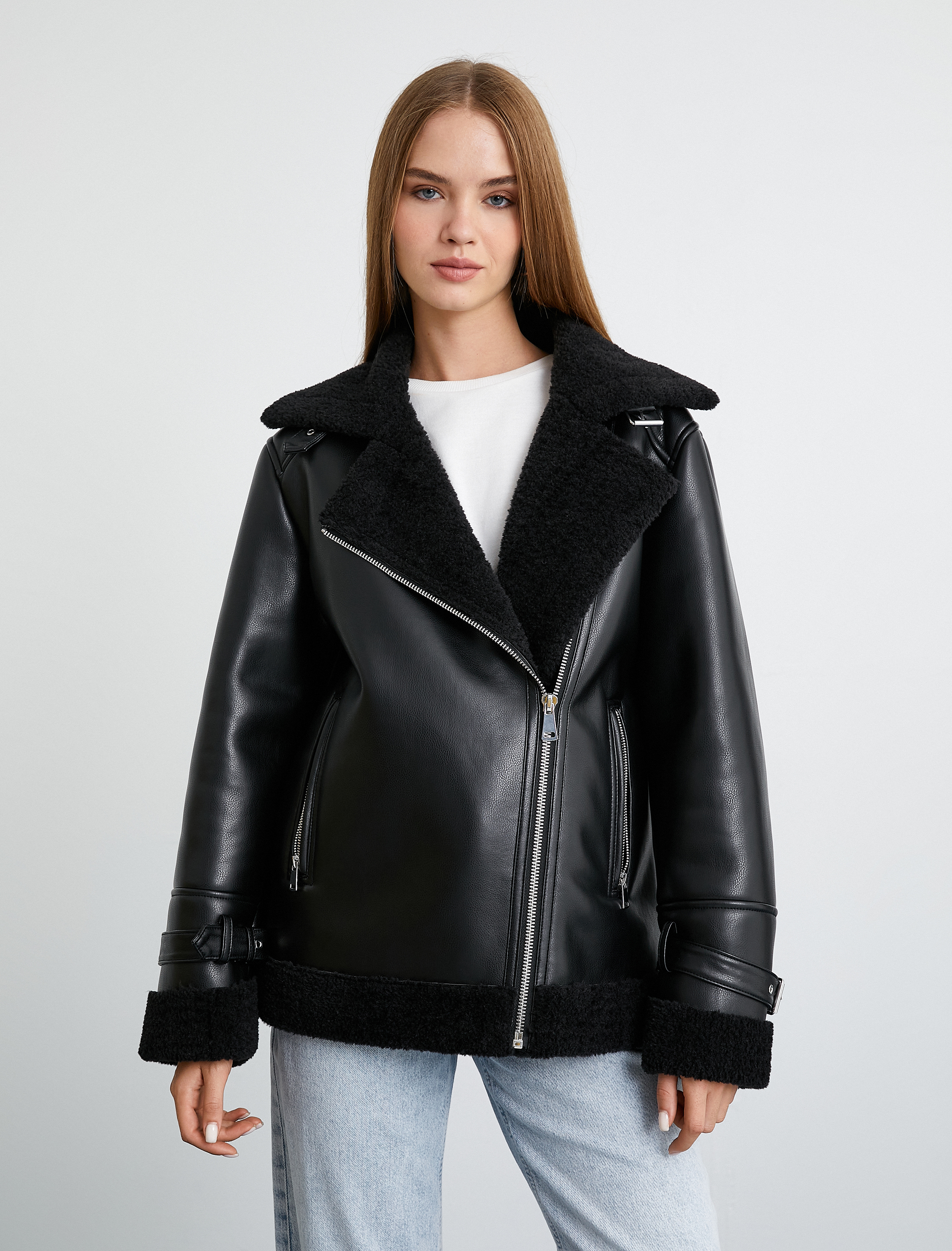   Biker Ceket Suni Deri Kruvaze Kapama Fermuarlı Peluş Detaylı