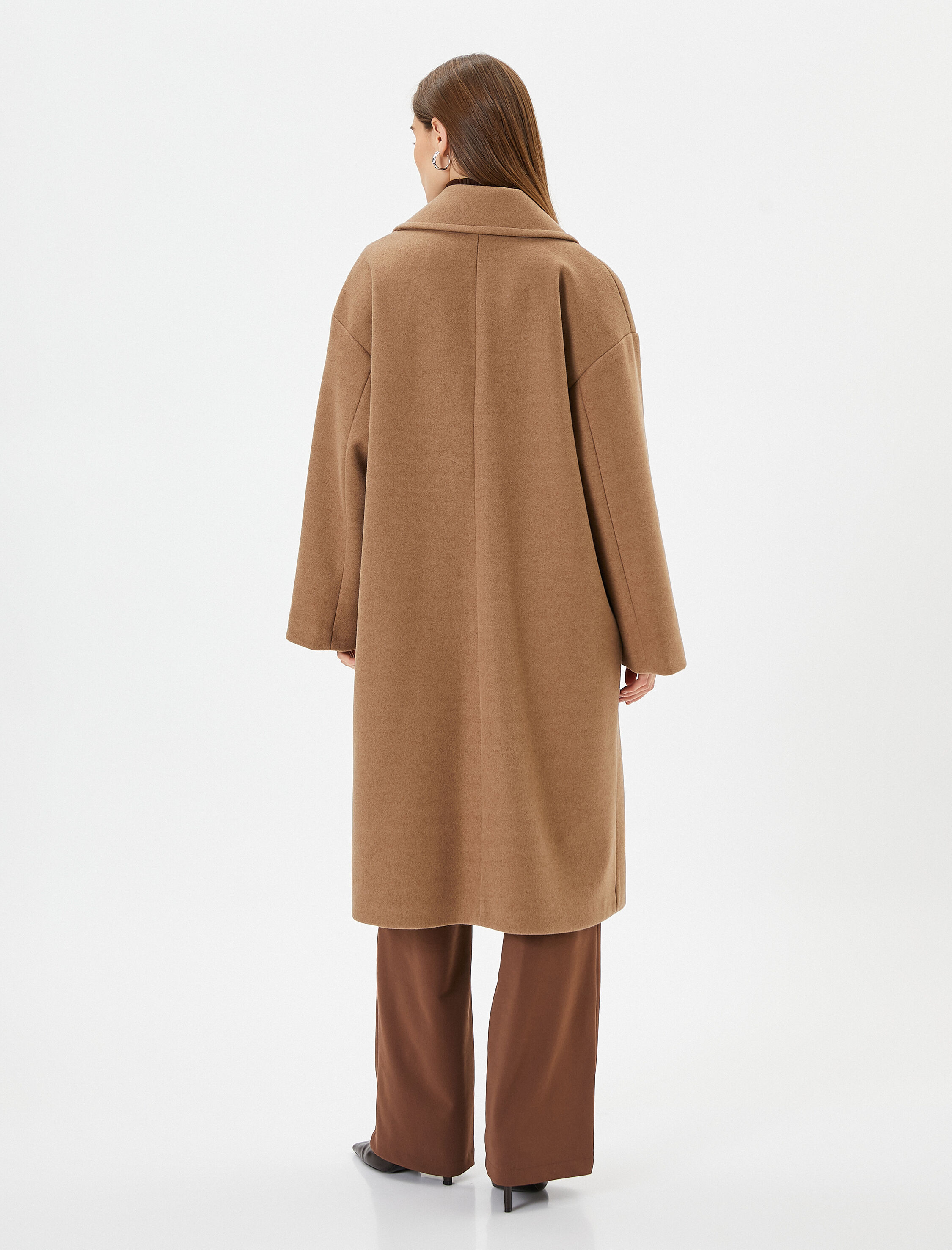   Oversize Kaşe Kaban Düğmeli Cep Detaylı