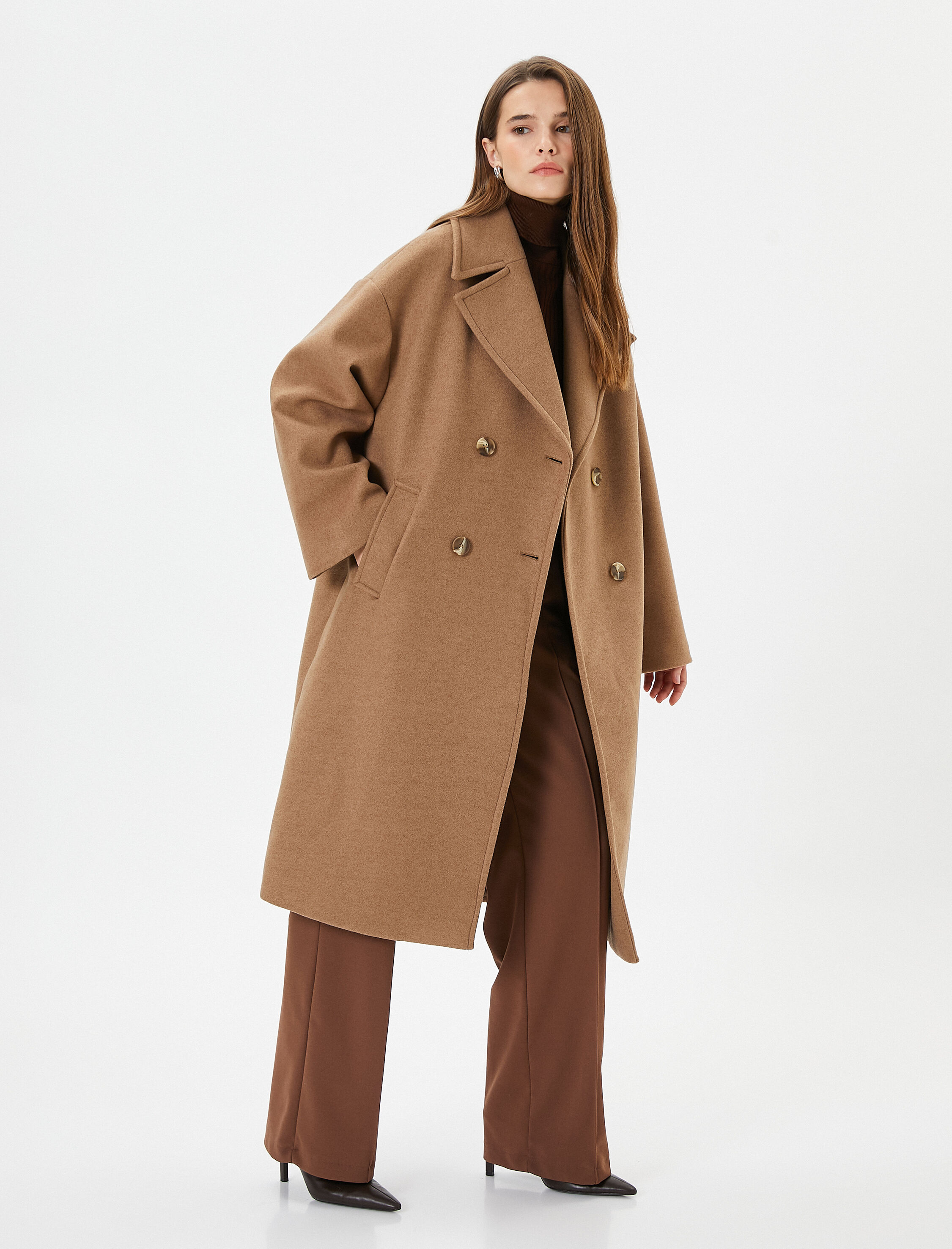   Oversize Kaşe Kaban Düğmeli Cep Detaylı