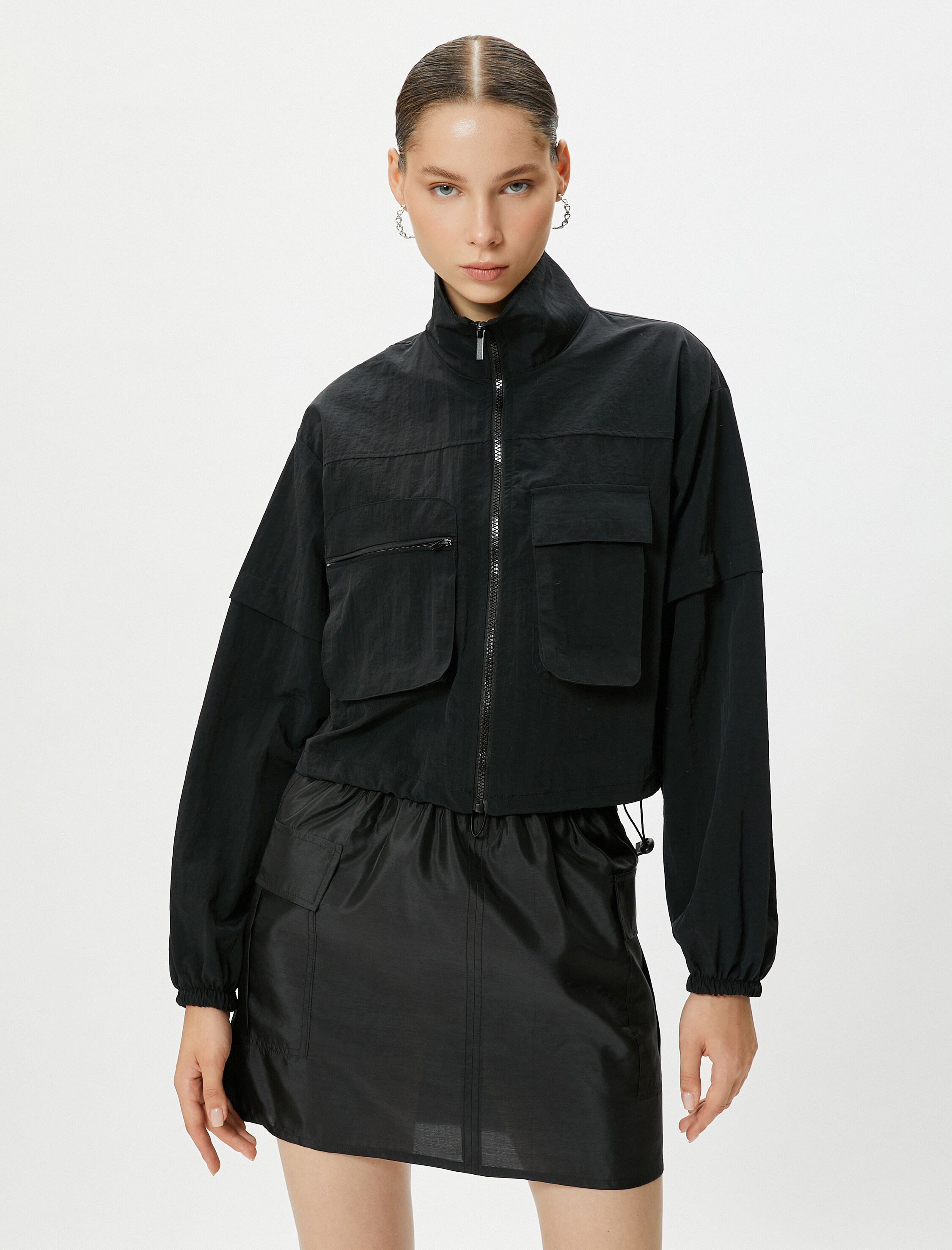   Fermuarlı Paraşüt Mevsimlik Ceket Dik Yaka Kapaklı Çift Cep Detaylı