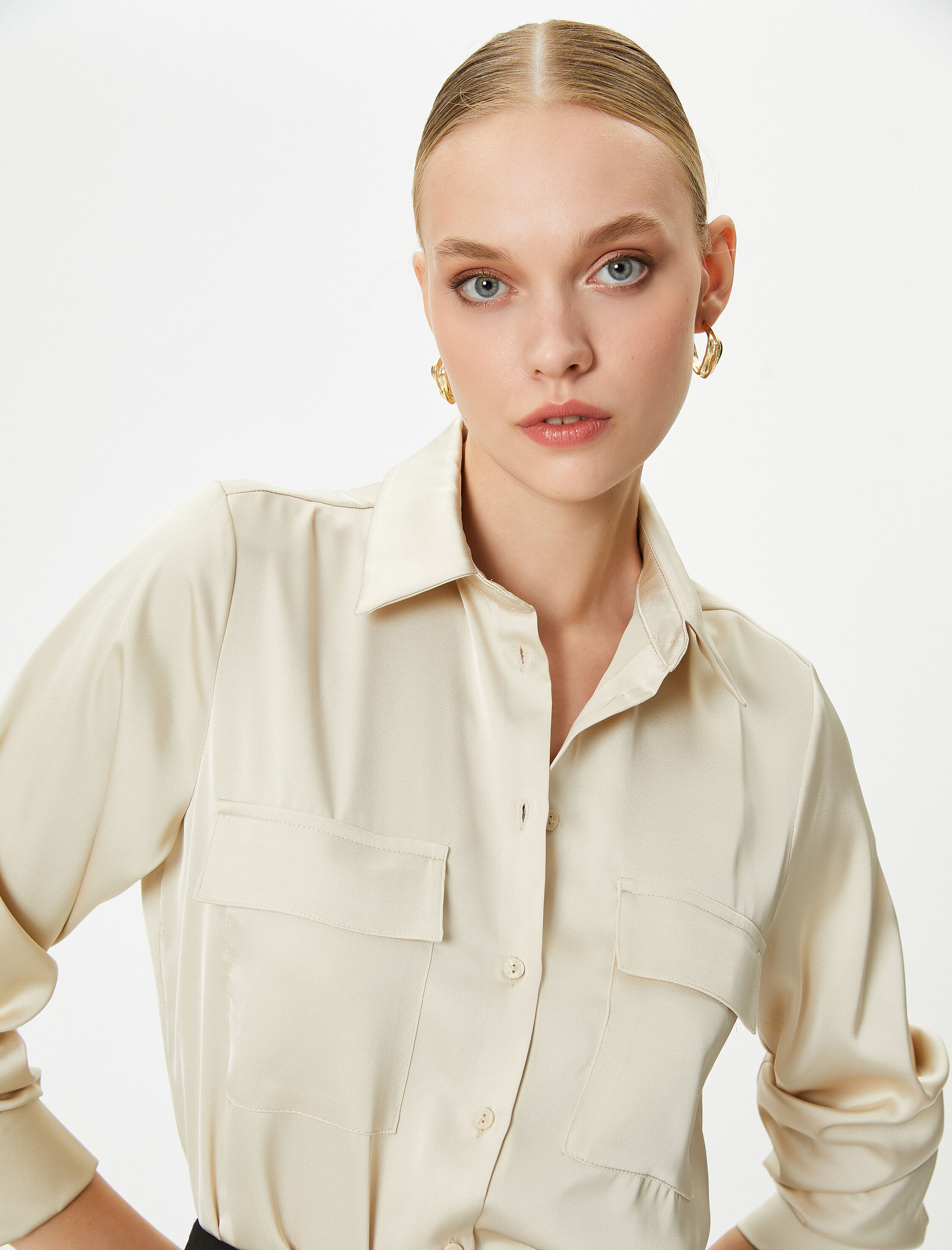   Saten Gömlek Uzun Kollu Kapaklı Cepli Düğmeli