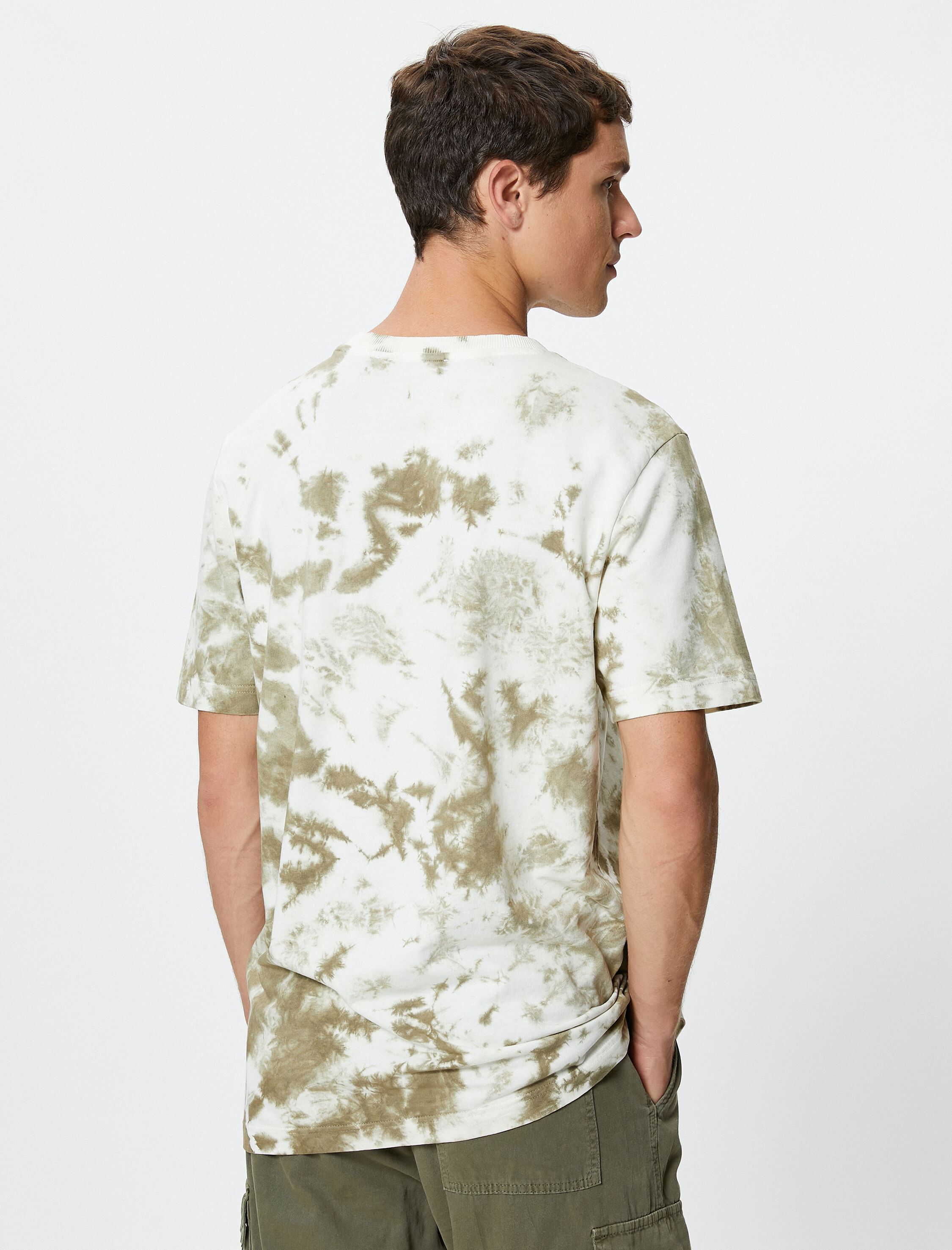   Bisiklet Yaka Tişört Batik Görünümlü Kısa Kollu Pamuklu