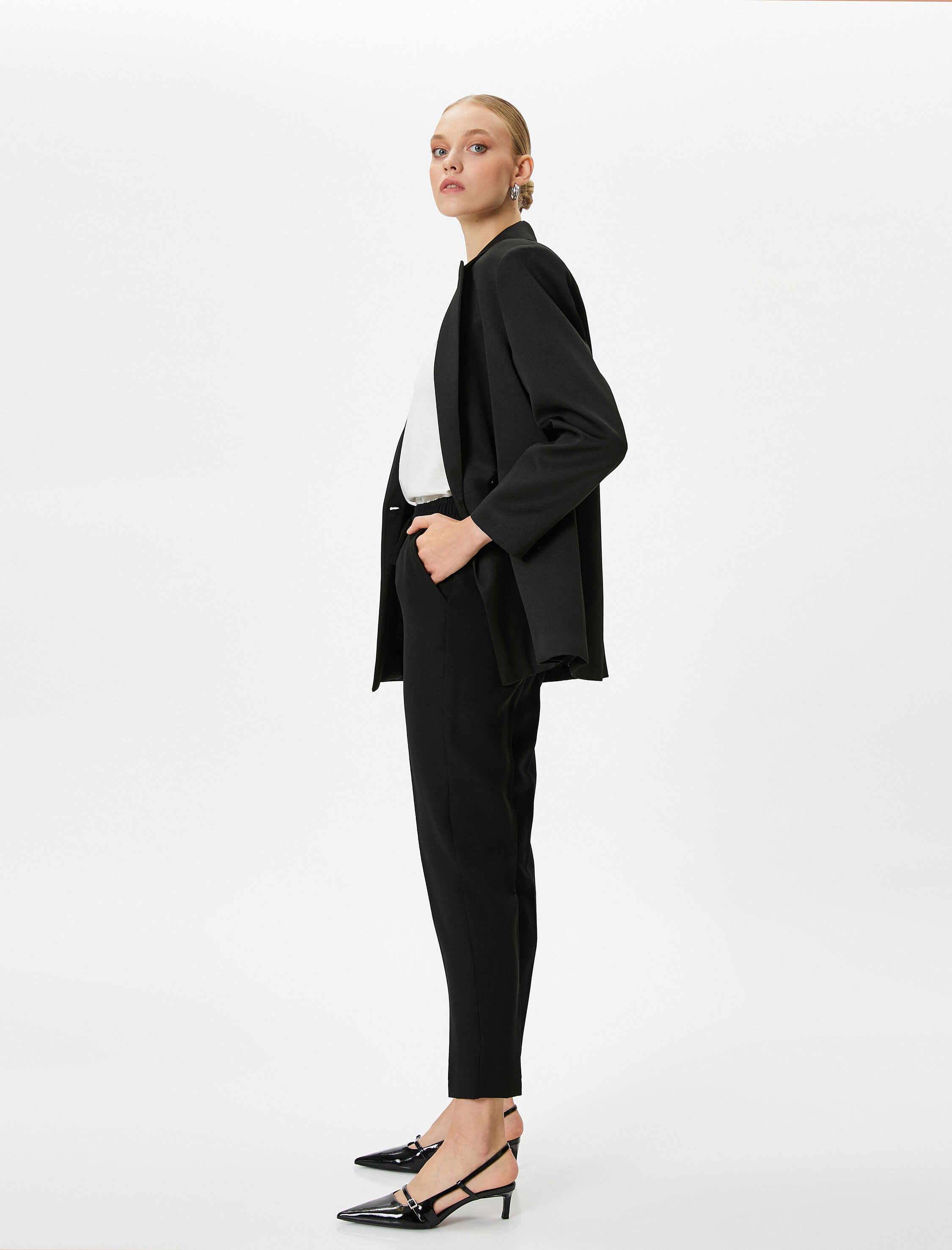   Havuç Pantolon Beli Bağcıklı Cep Detaylı