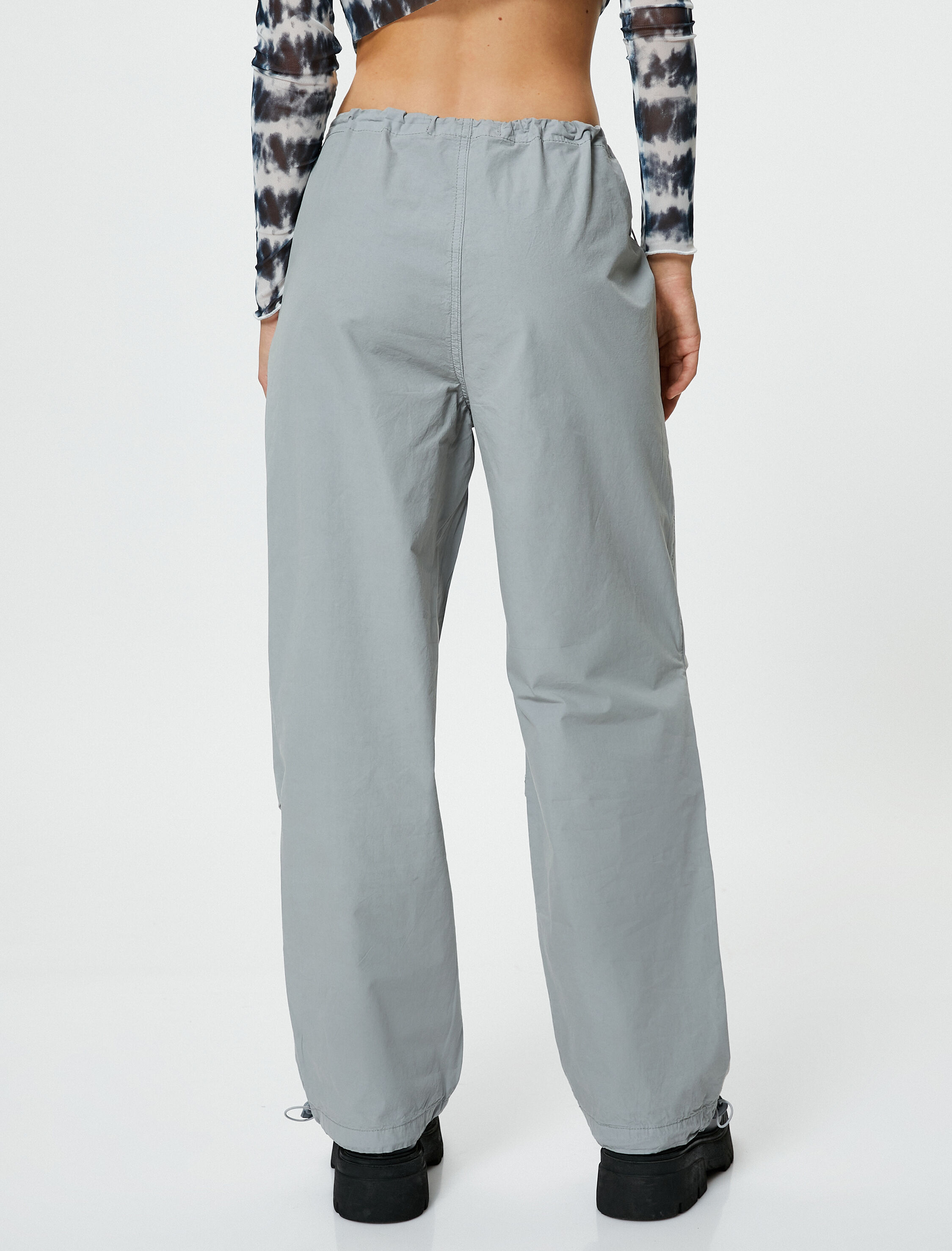   Oversize Paraşüt Pantolon Kat Detaylı Cepli Pamuklu