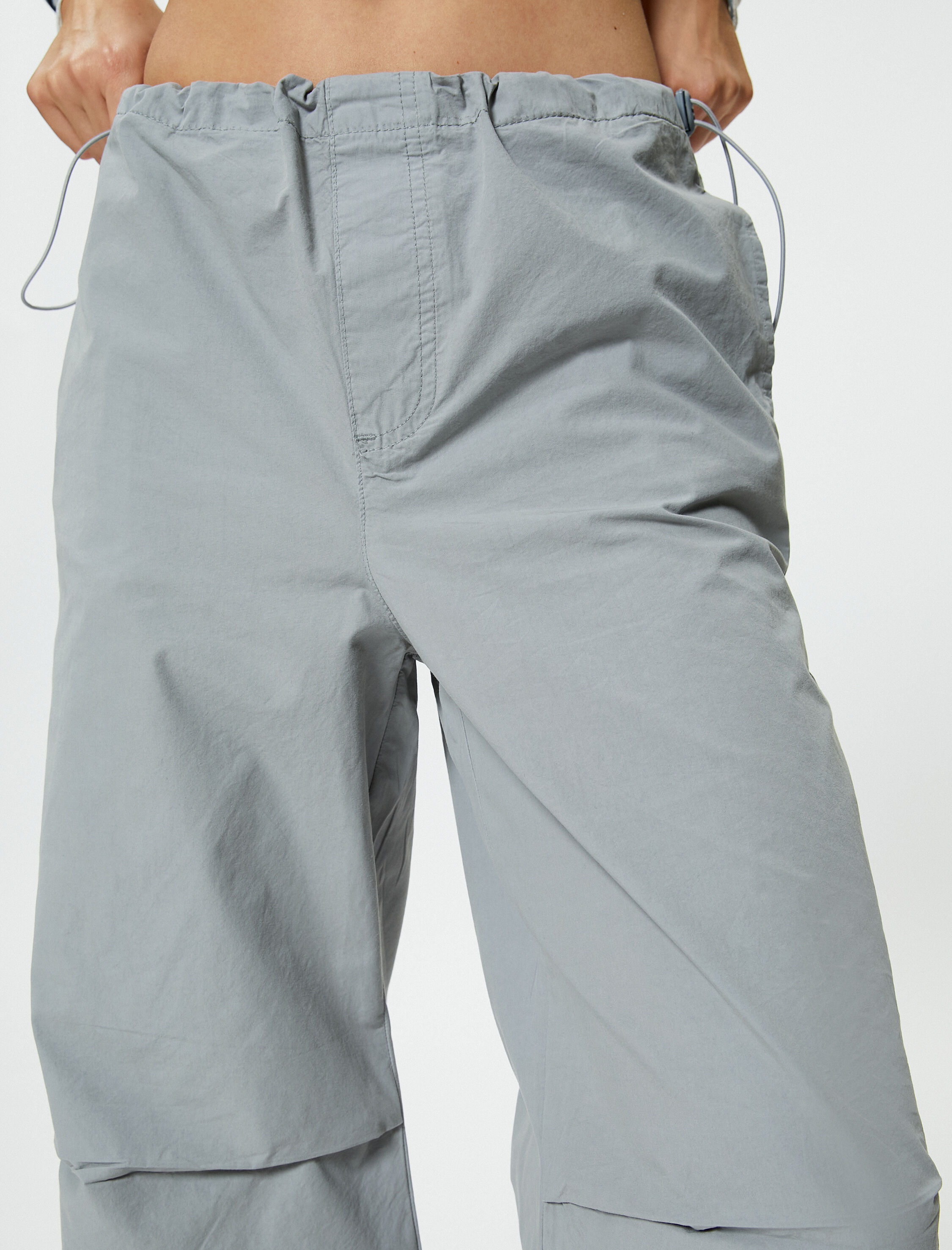   Oversize Paraşüt Pantolon Kat Detaylı Cepli Pamuklu