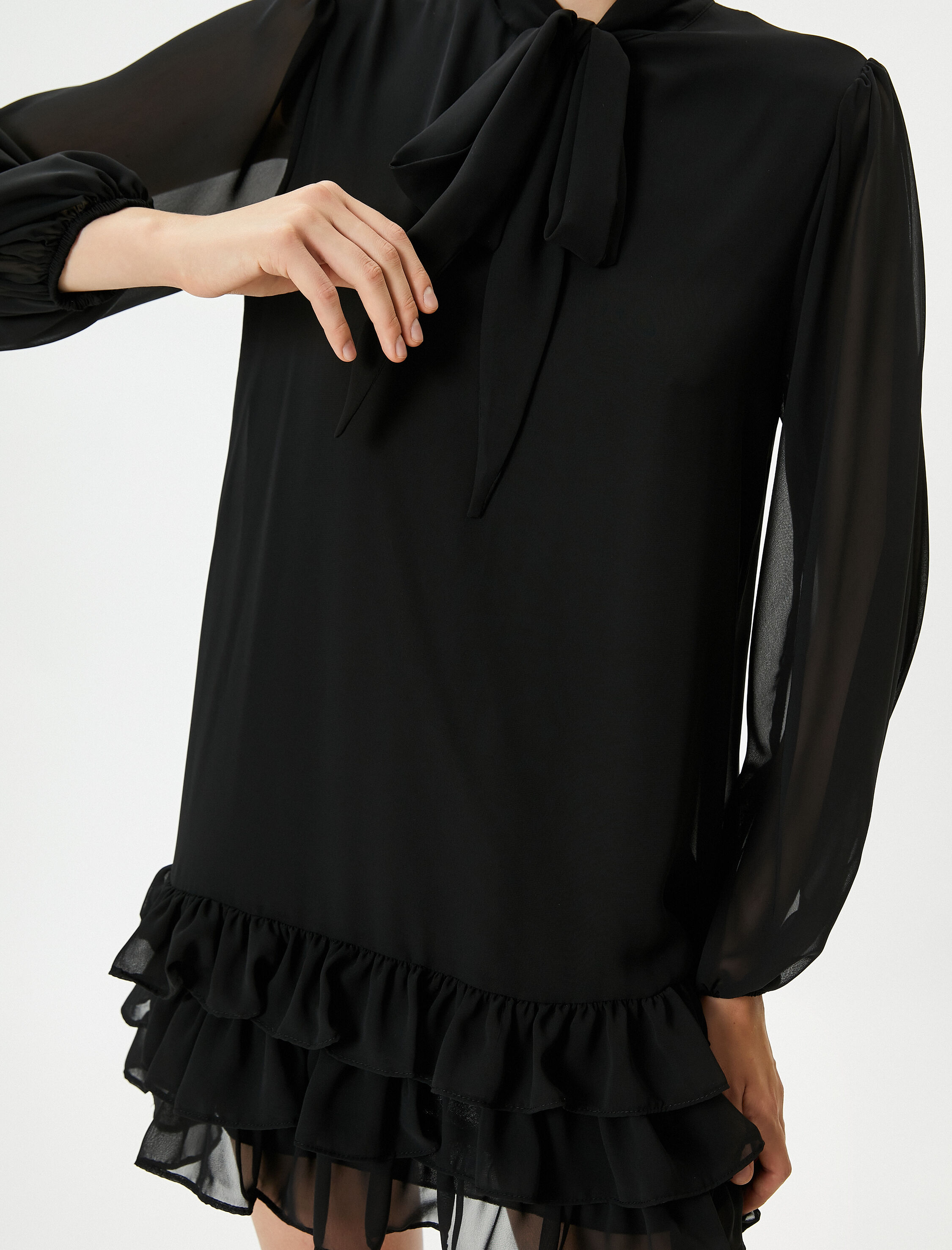   Balon Kol Şifon Elbise Mini Fular Yaka Fırfırlı