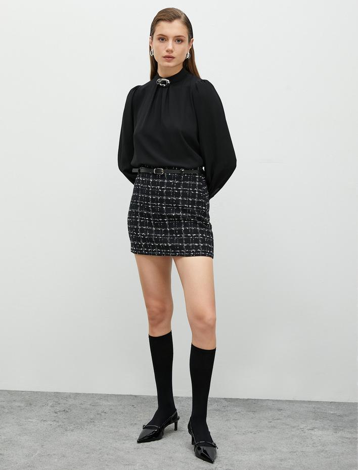  Dik Yaka Bluz Drape Detaylı Uzun Kollu