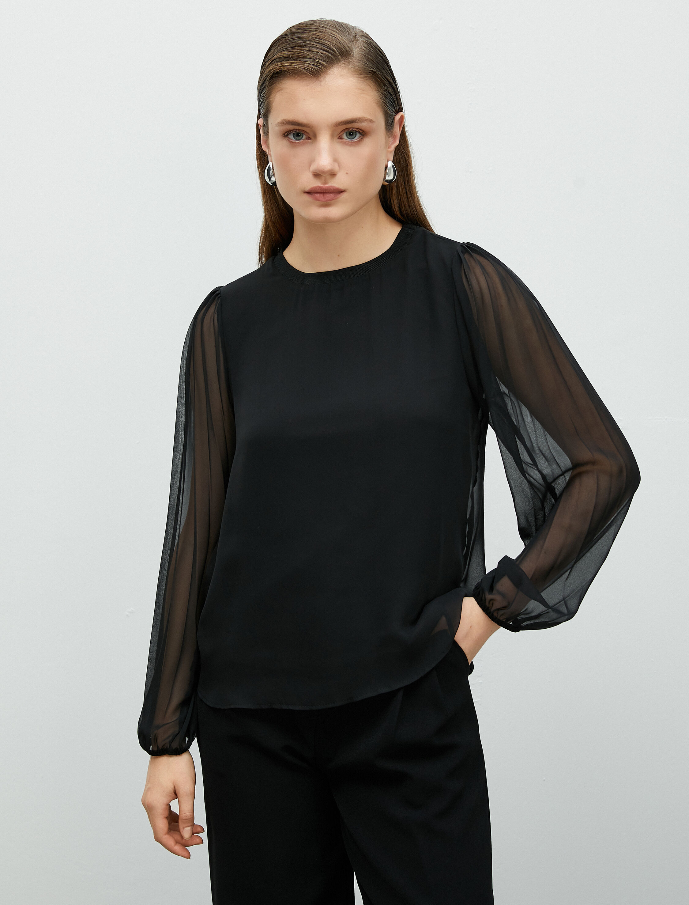 Tül Bluz Kolları Pileli