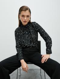 Dik Yaka Bluz Pile Detaylı