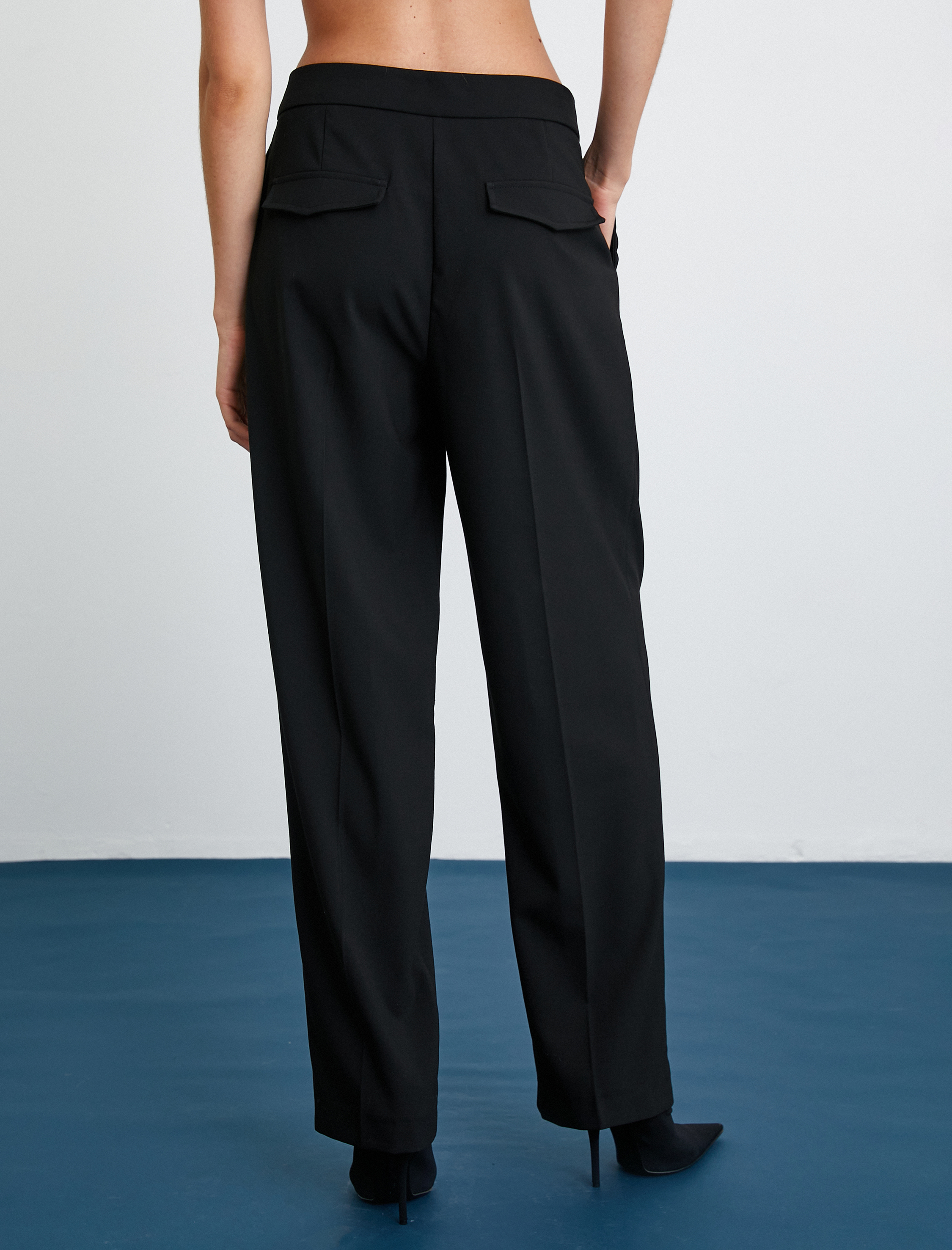   Kumaş Pantolon Düz Paça Piliseli Düğmeli