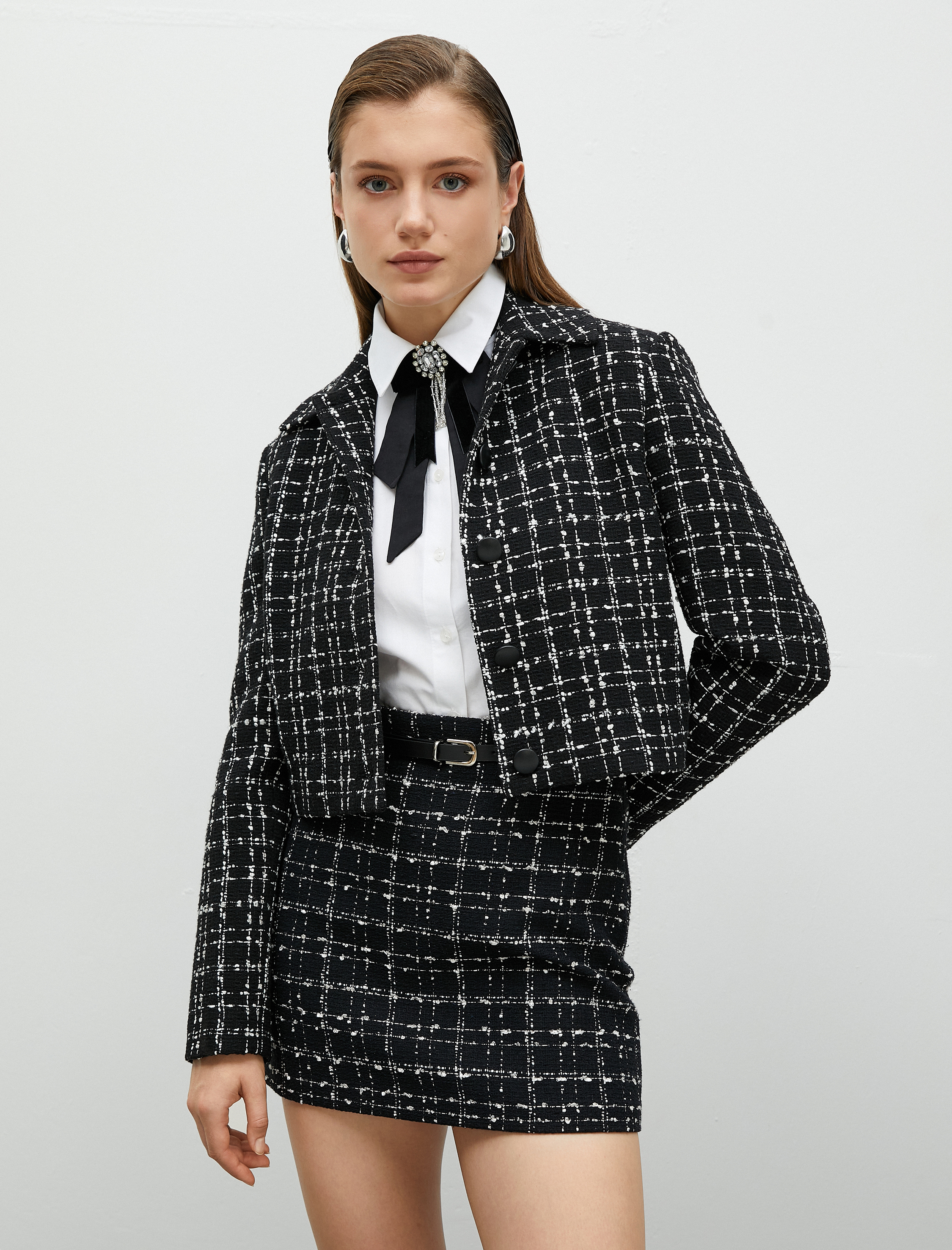   Tüvit Etek Mini Kemer Detaylı