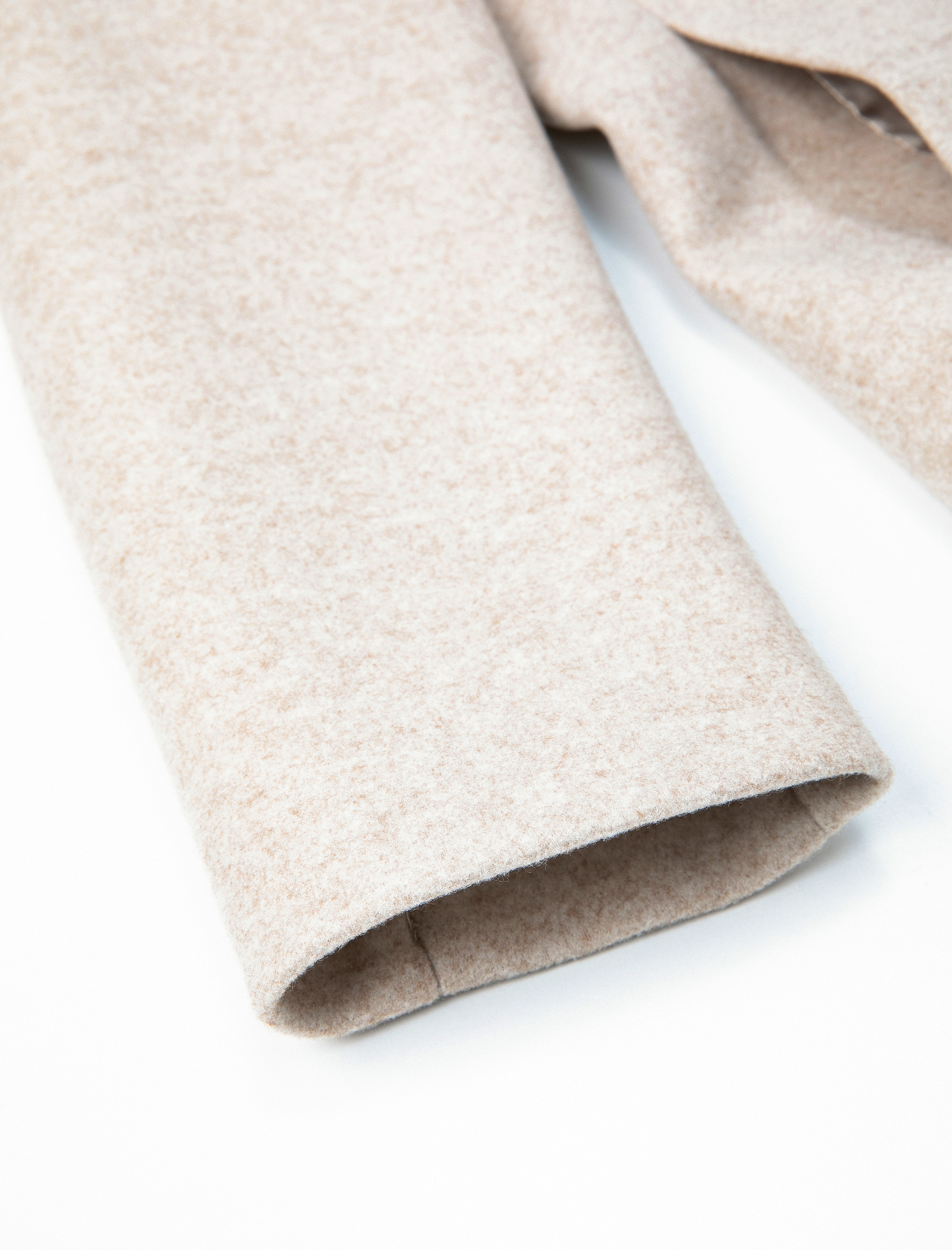   Uzun Kaşe Kaban Kruvaze Kapama Düğmeli Cep Detaylı Kuşaklı