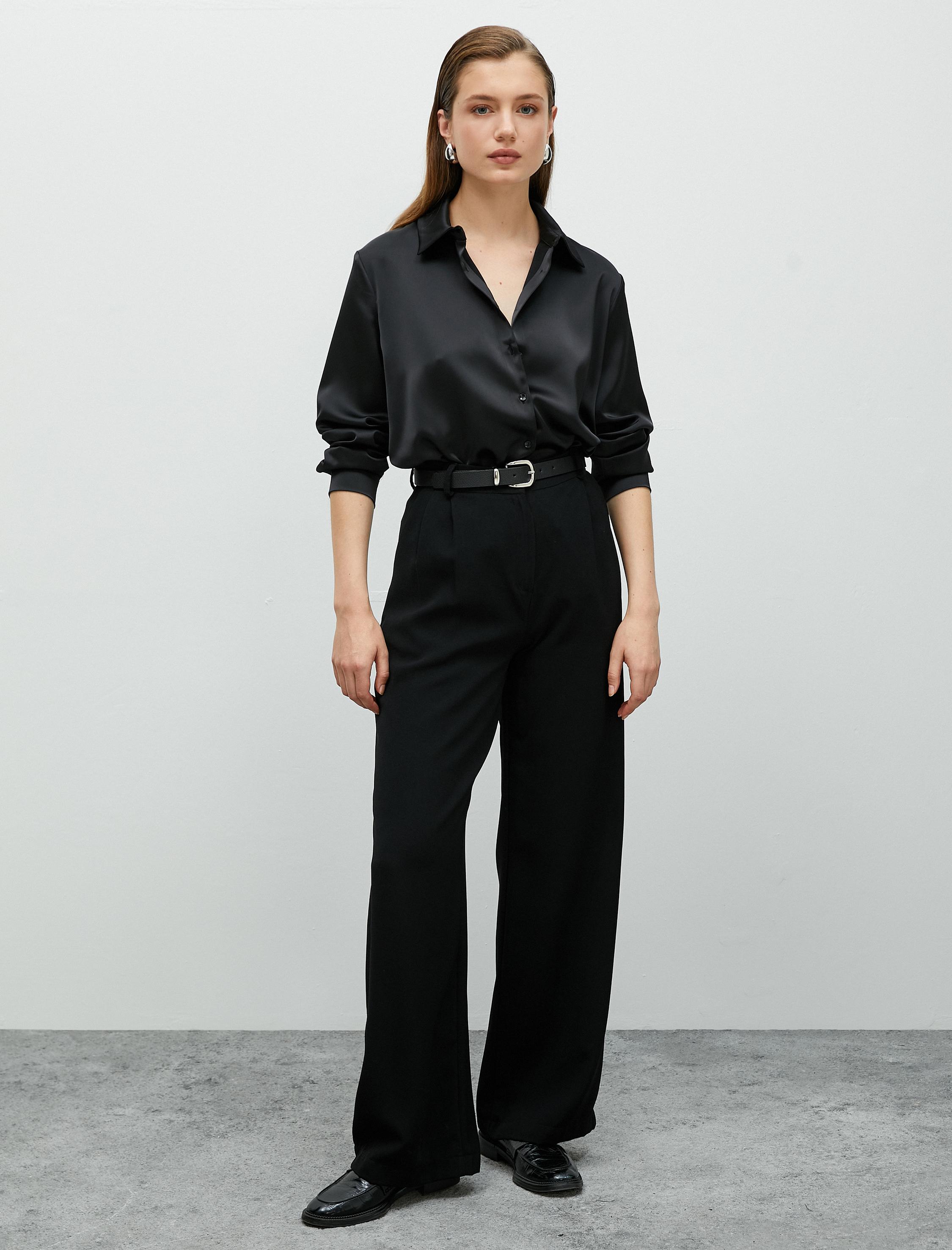   Saten Gömlek Düğmeli Uzun Kollu Klasik Yaka