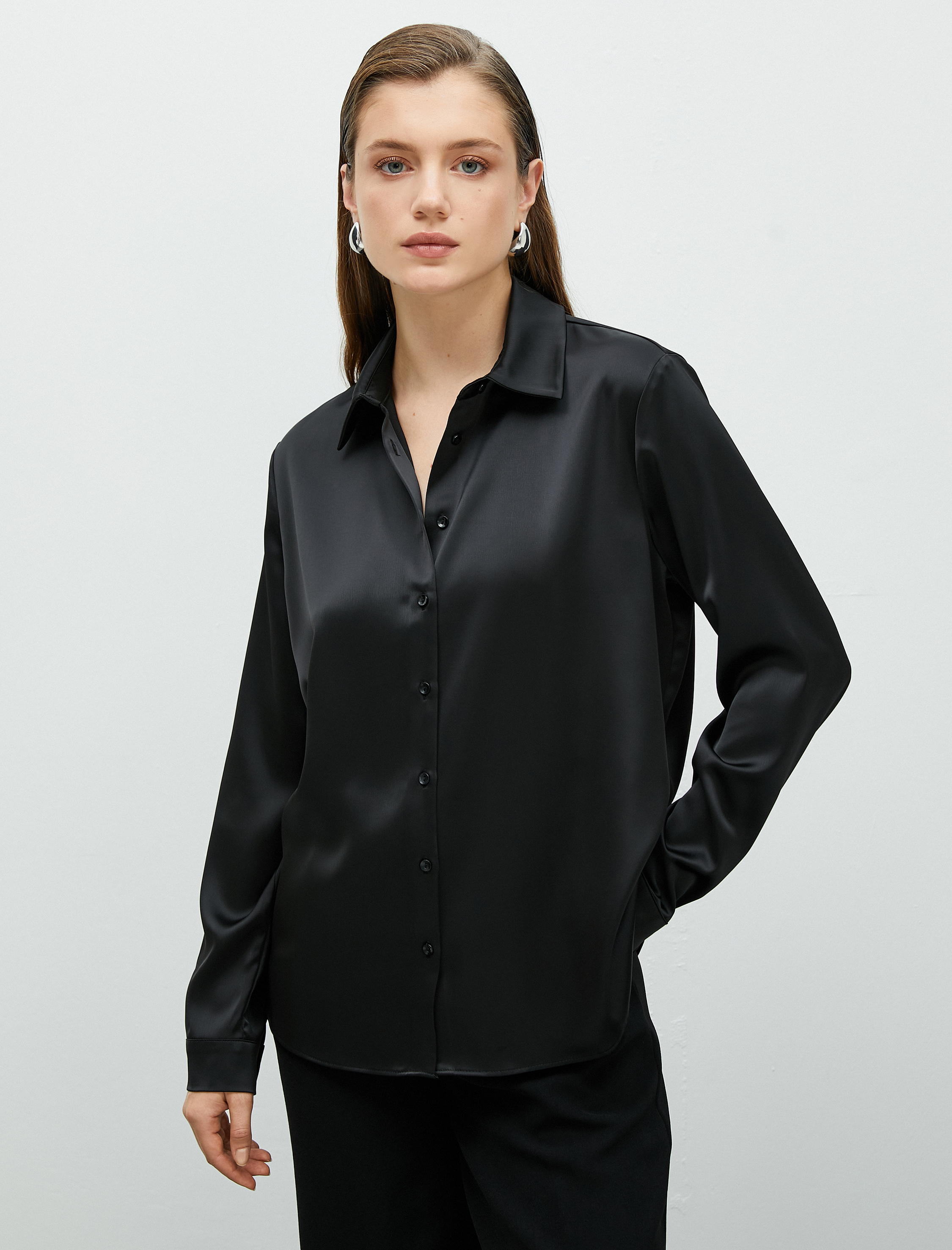   Saten Gömlek Düğmeli Uzun Kollu Klasik Yaka