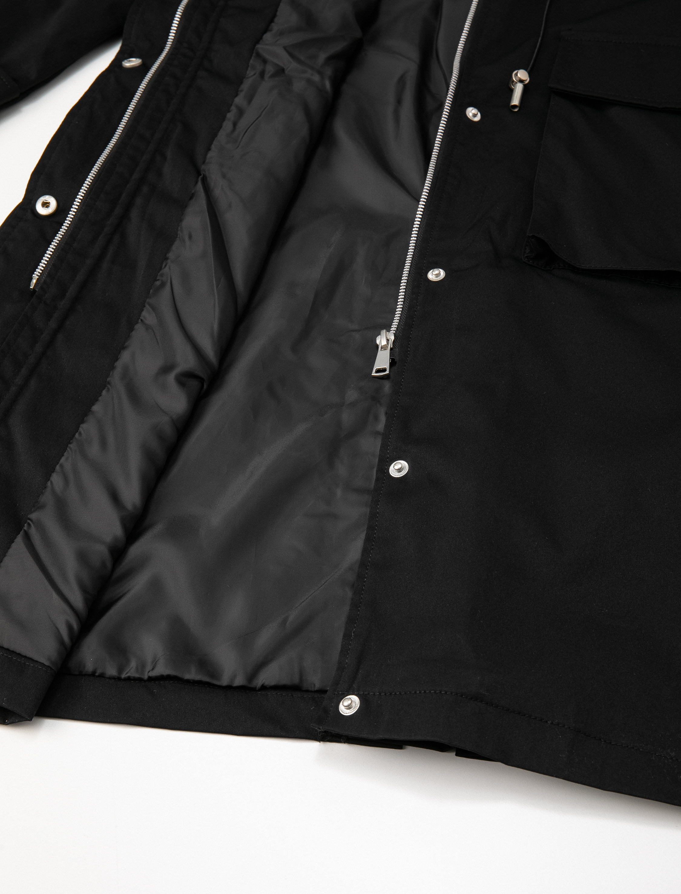   Trençkot Kapüşonlu Beli Bağlamalı Fermuarlı Manşetleri Bantlı