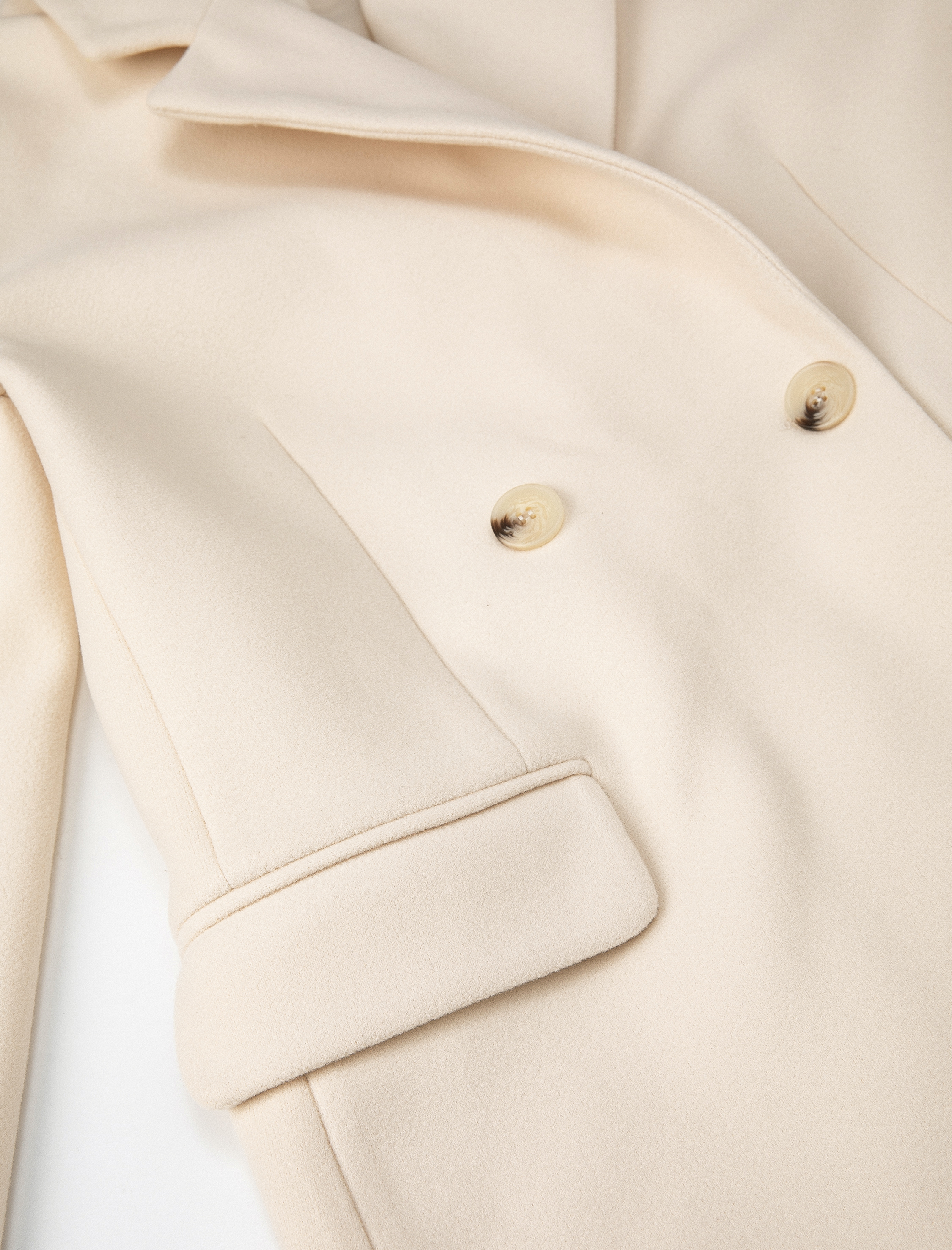 Oversize Kaşe Kaban Kapaklı Cepli Düğmeli