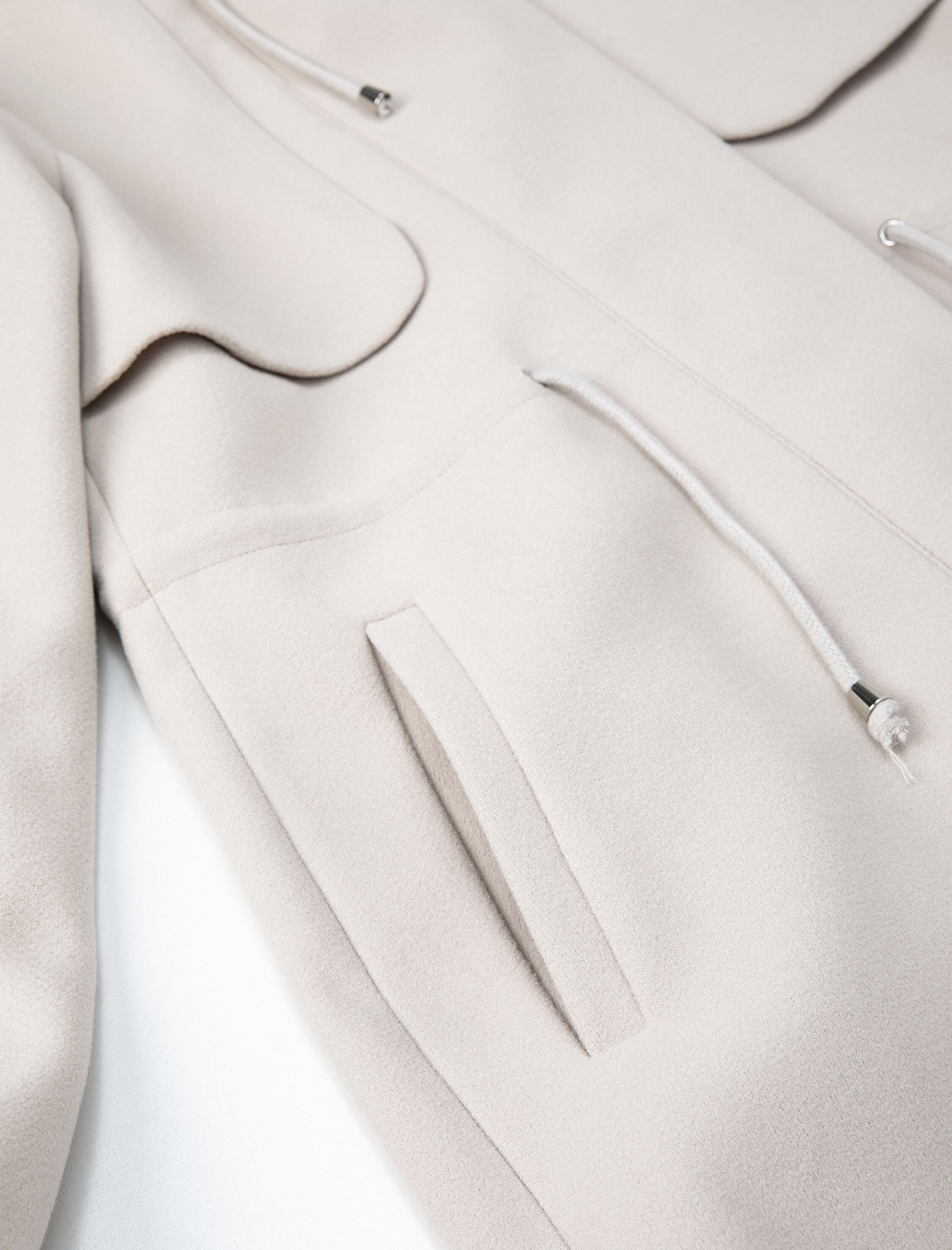   Kapüşonlu Kaban Suni Kürk Detaylı Beli Bağcıklı Cepli