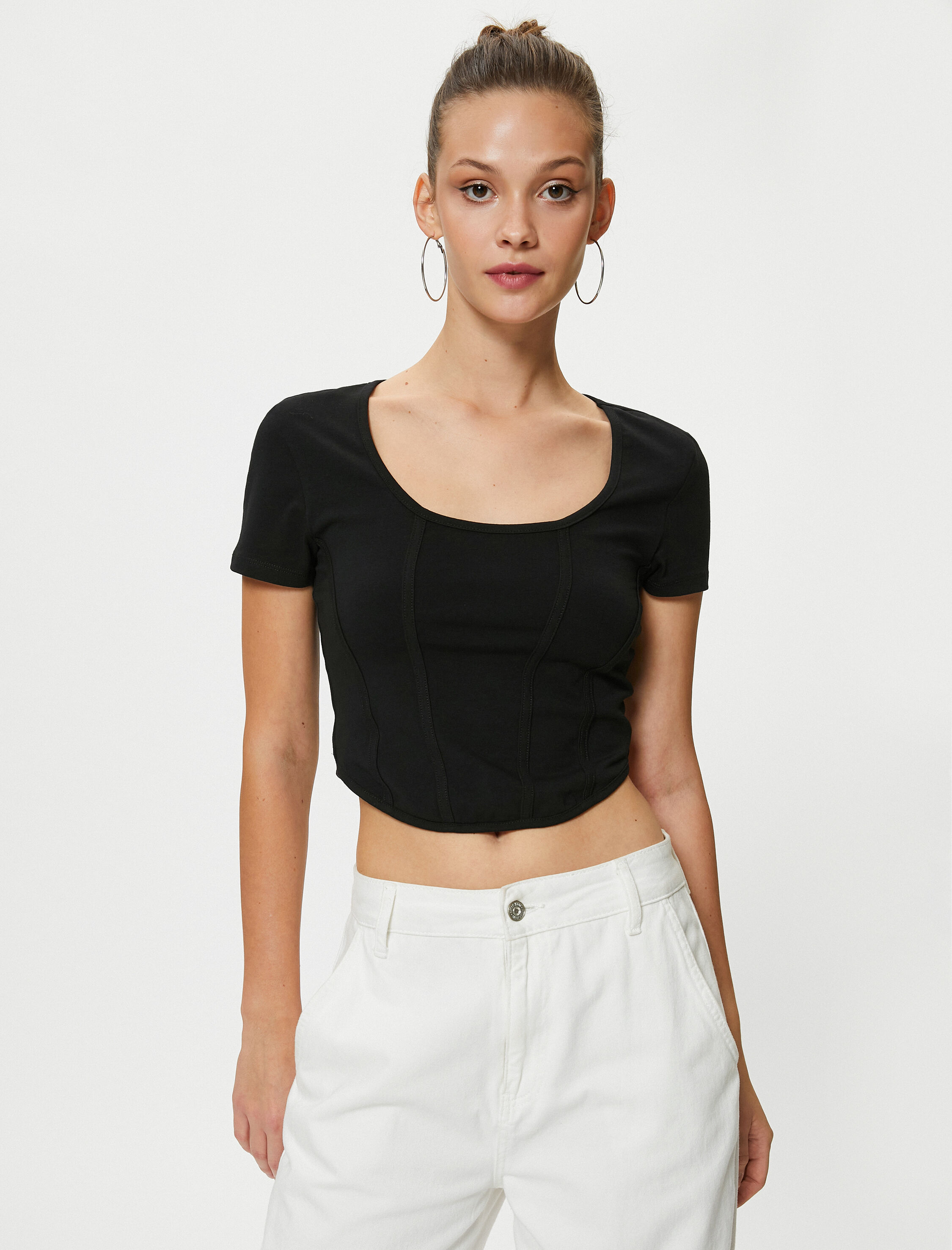   Korse Detaylı Tişört Slim Fit Kısa Kollu U Yaka Pamuklu