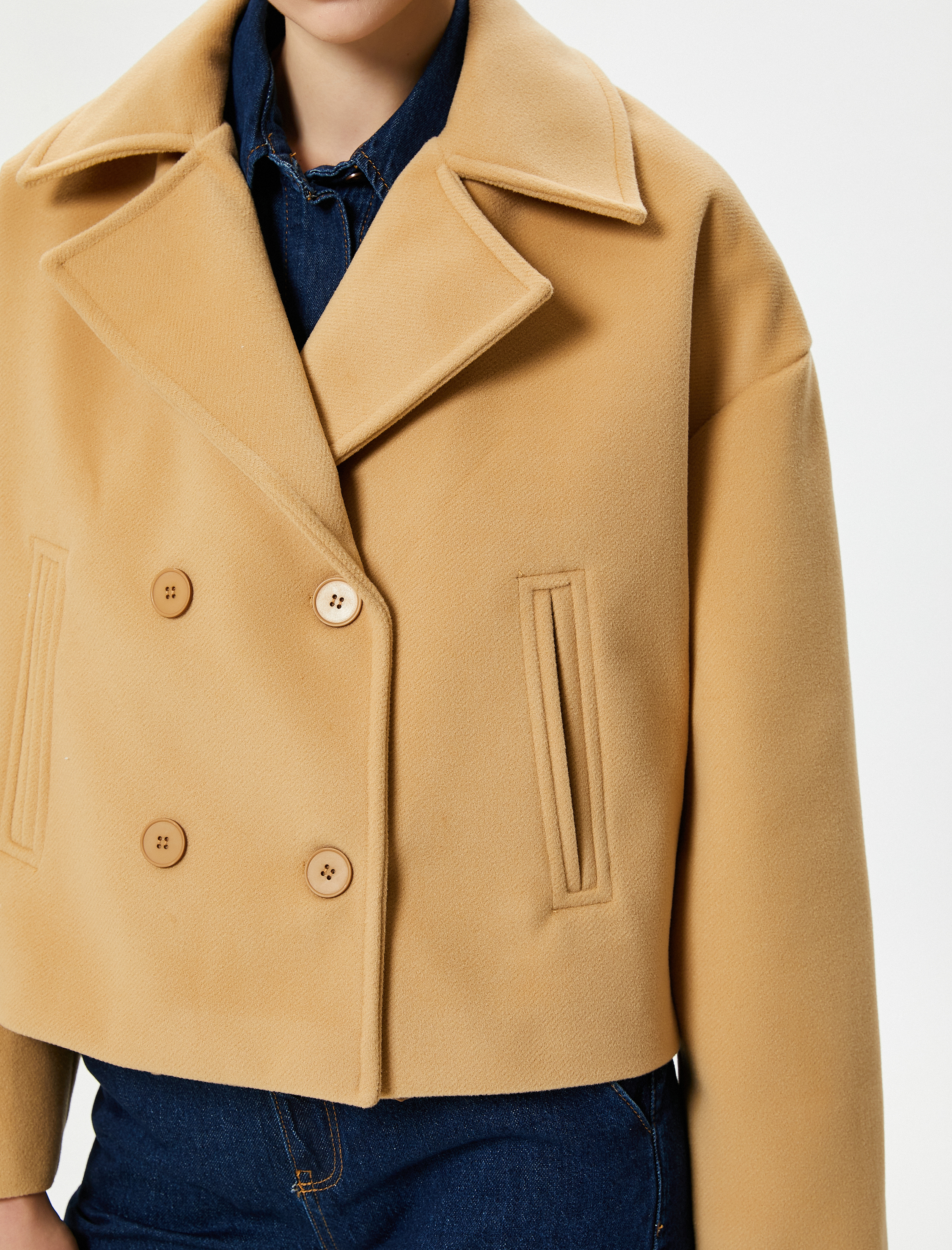   Kısa Kaşe Ceket Kruvaze Düğmeli Cep Detaylı