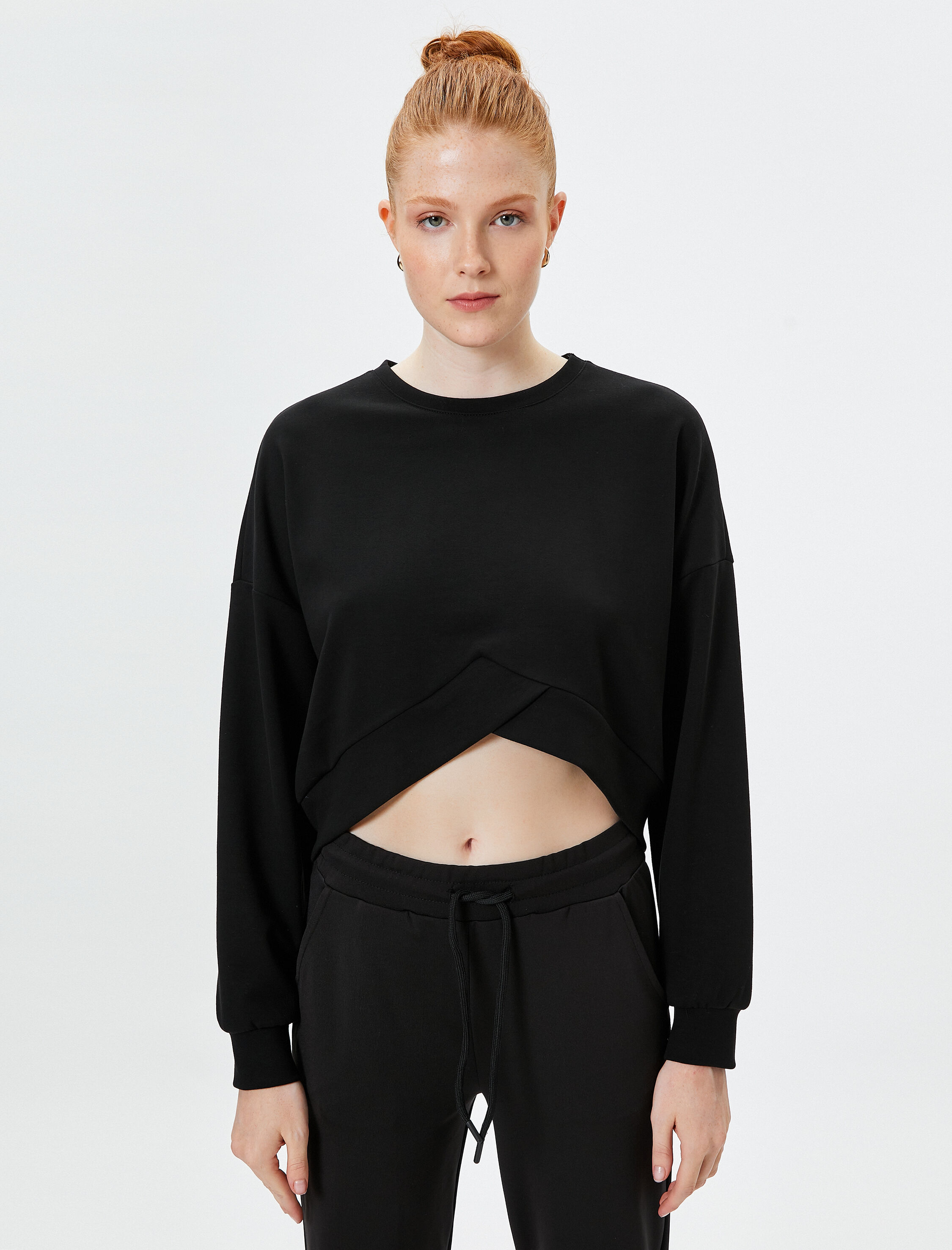   Crop Asimetrik Kesim Spor Sweatshirt Bisiklet Yaka Uzun Kollu Viskon Kumaş