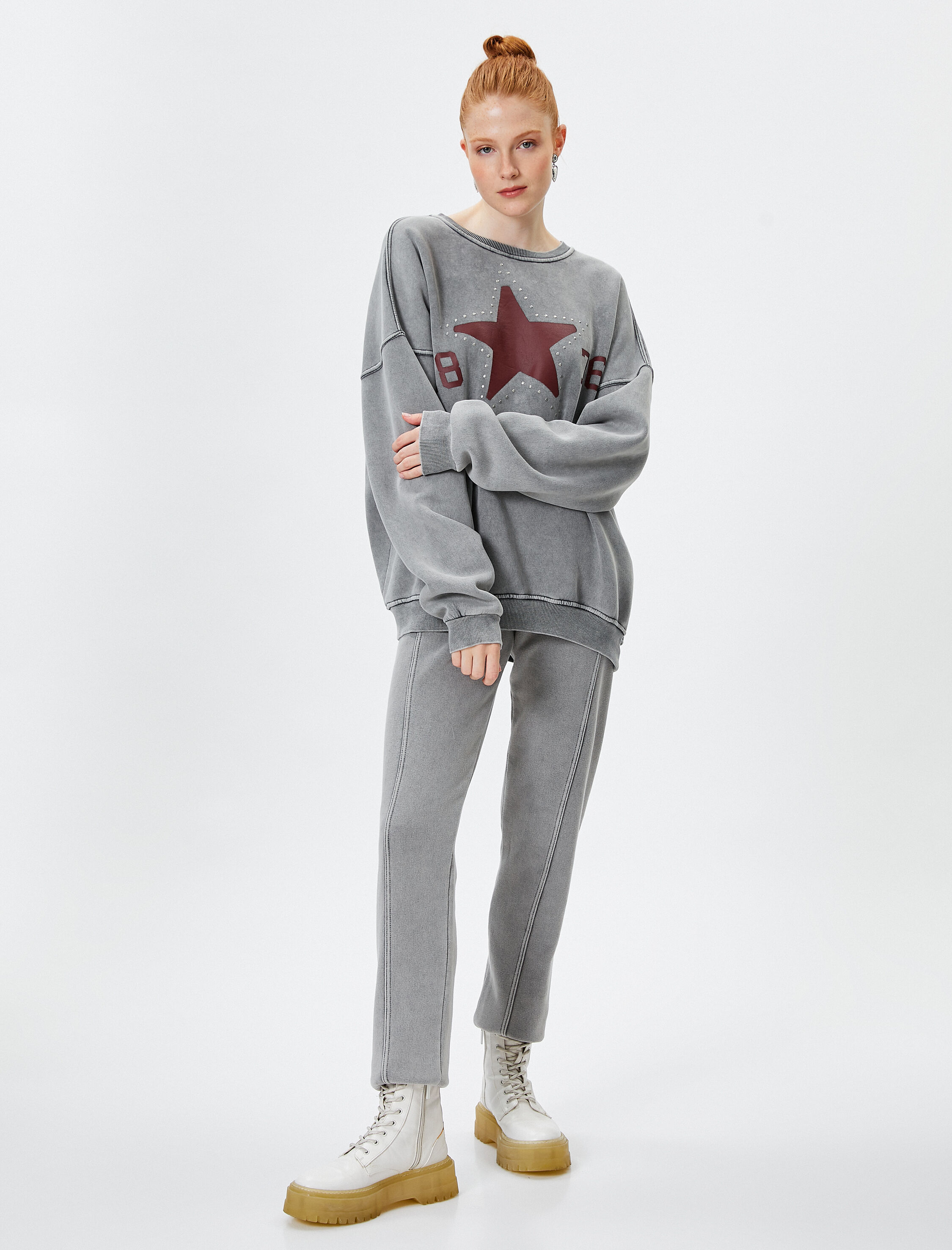   Soluk Efektli Oversize Sweatshirt Şardonlu Uzun Kollu Bisiklet Yaka Baskılı