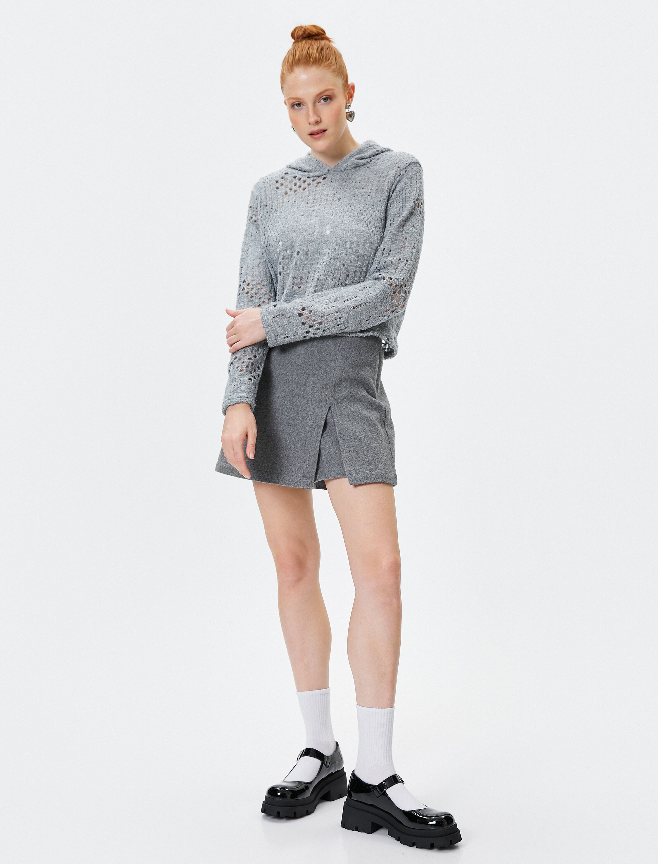   Ajurlu Kapşonlu Uzun Kollu Crop Tişört