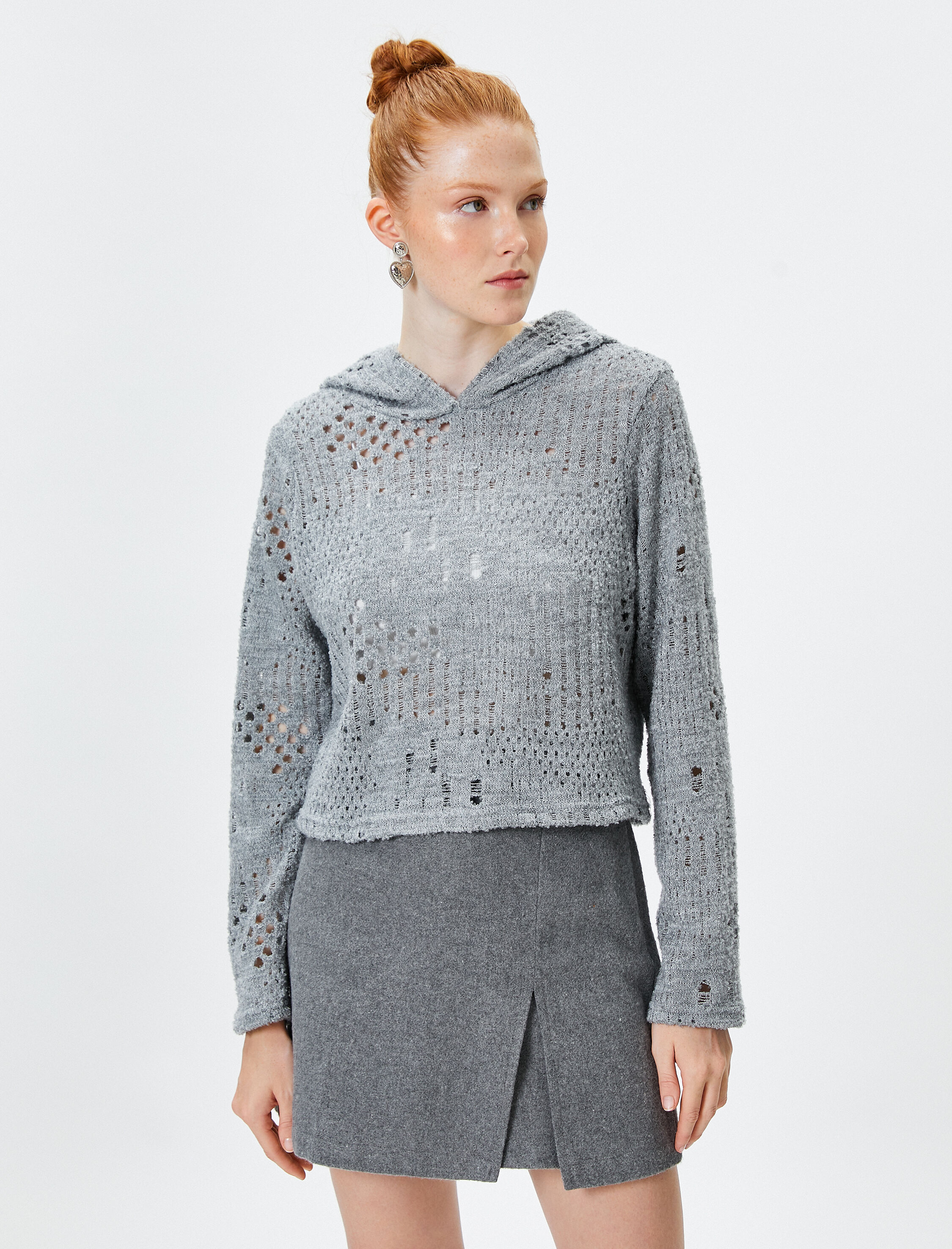   Ajurlu Kapşonlu Uzun Kollu Crop Tişört