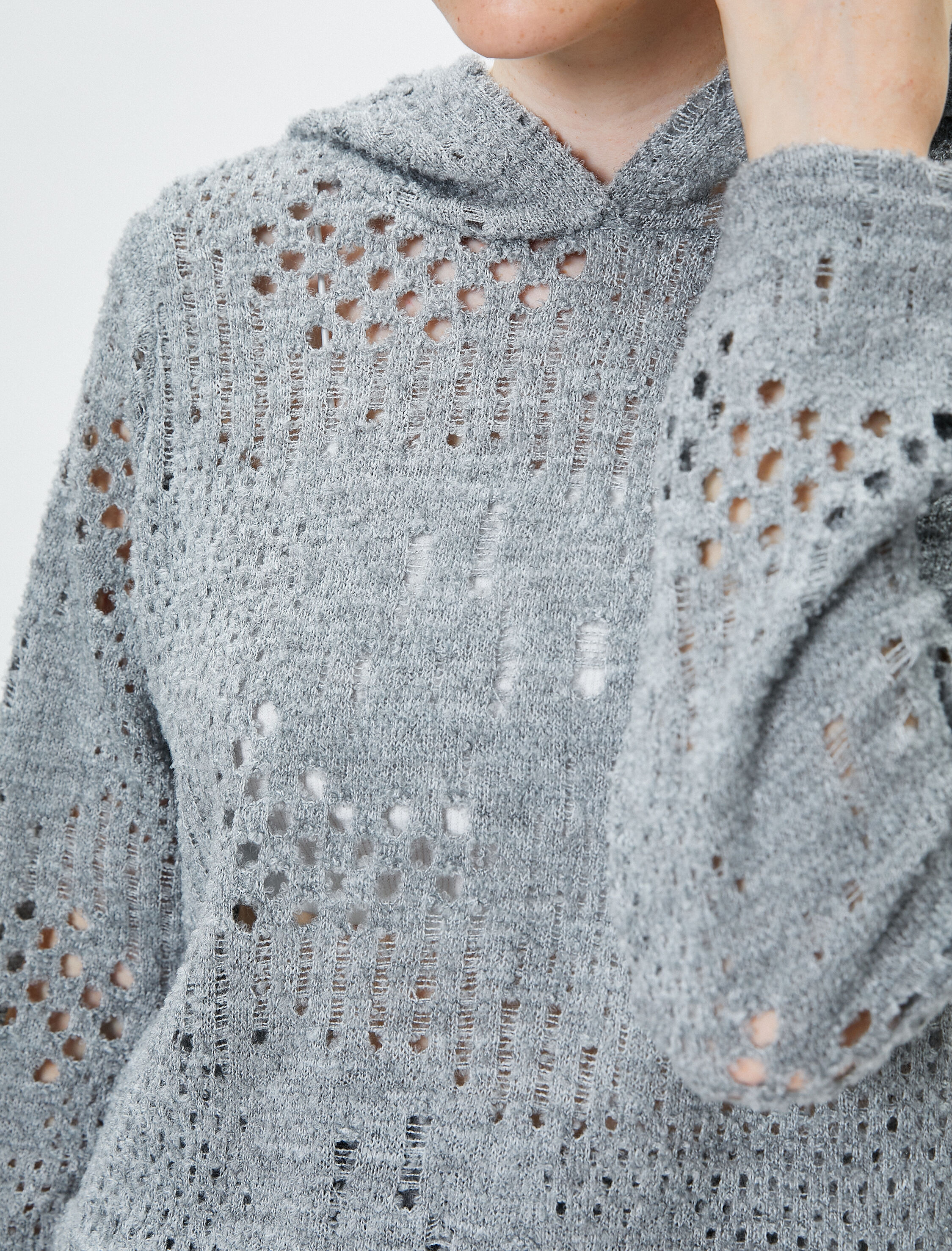   Ajurlu Kapşonlu Uzun Kollu Crop Tişört