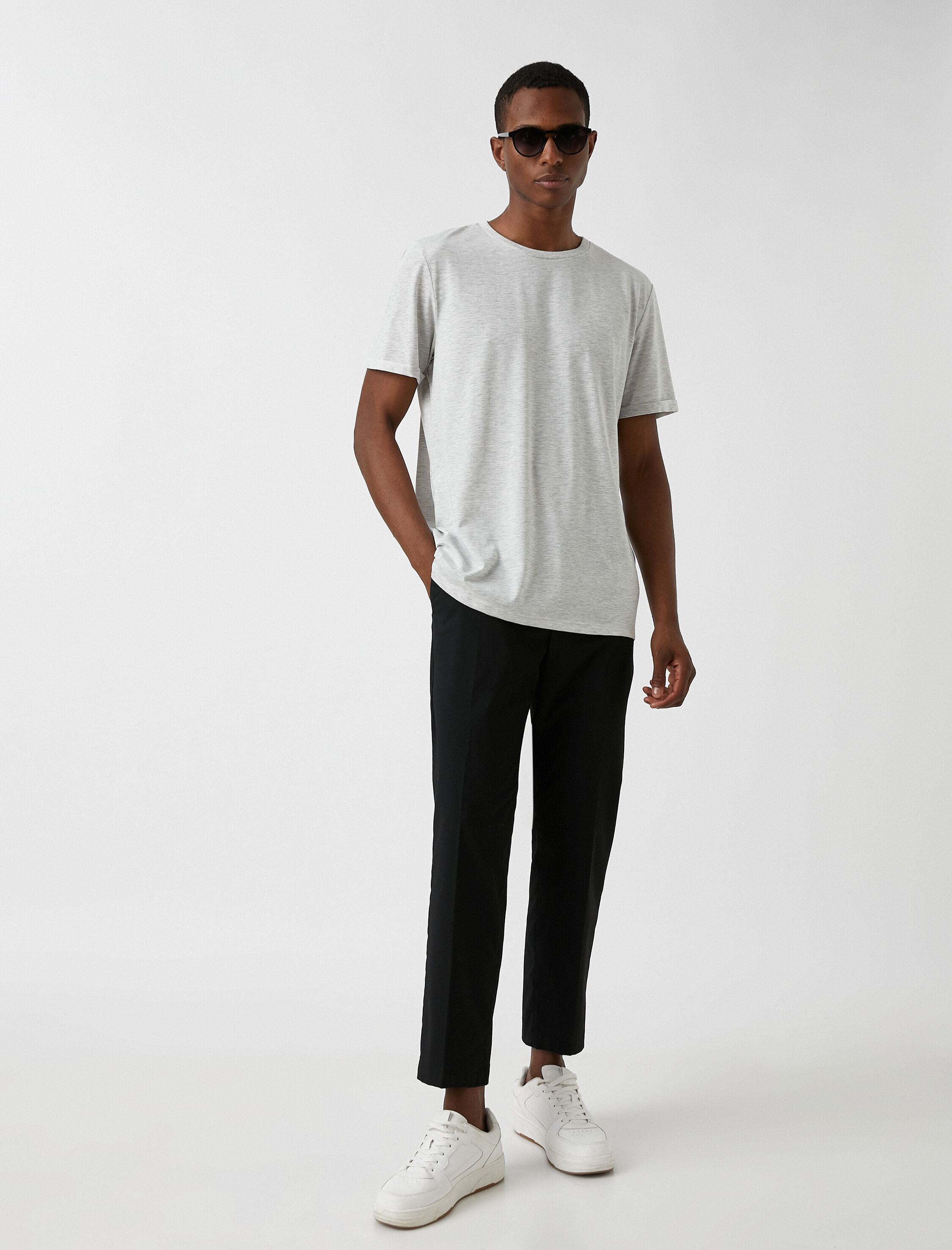   Basic Uzun Tişört Bisiklet Yaka