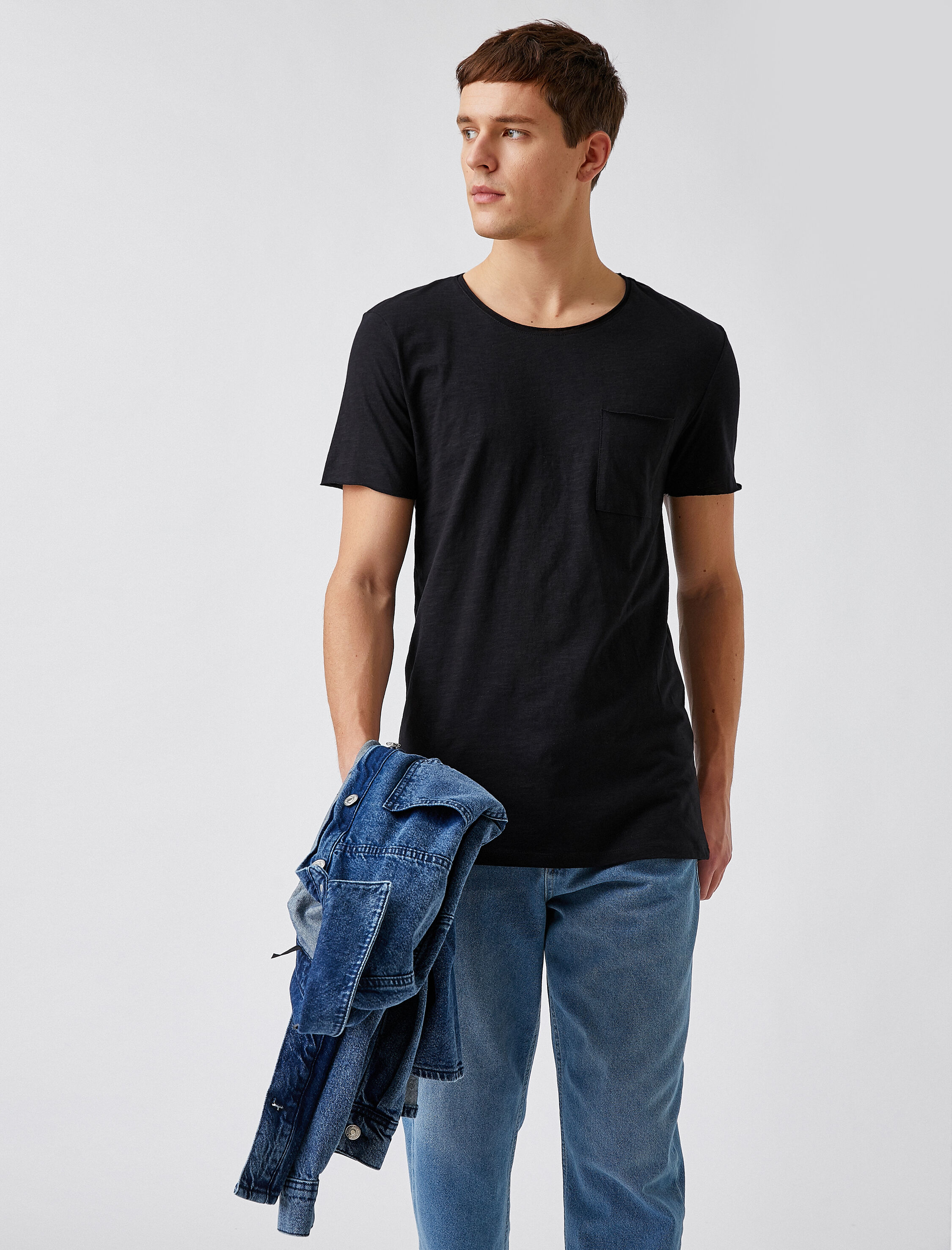   Basic Tişört Bisiklet Yaka Cep Detaylı Kısa Kollu