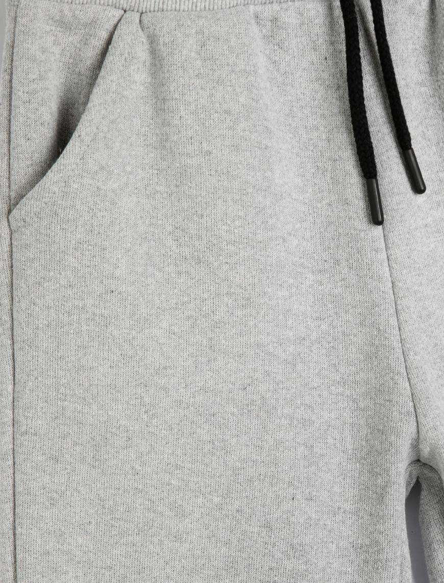  Erkek Çocuk Jogger Eşofman Altı Baskılı Beli Bağcıklı Paçası Lastikli