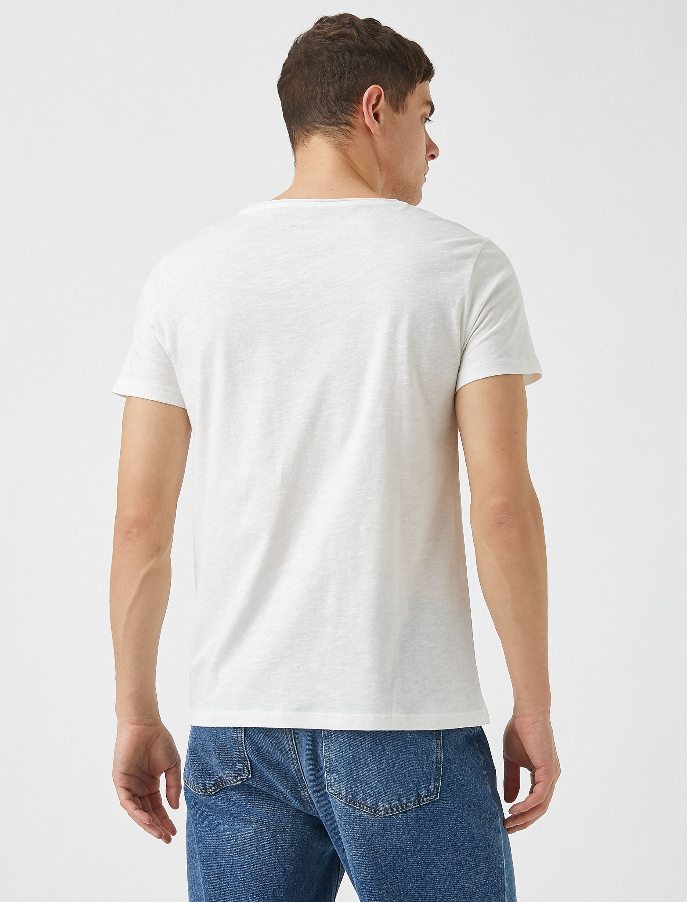 Basic Tişört Bisiklet Yaka Cep Detaylı Kısa Kollu