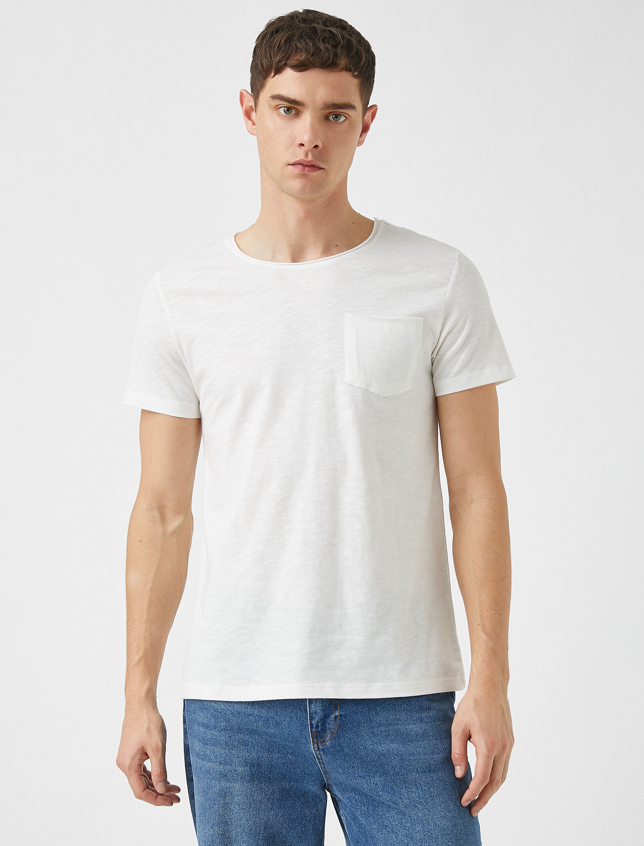 Basic Tişört Bisiklet Yaka Cep Detaylı Kısa Kollu