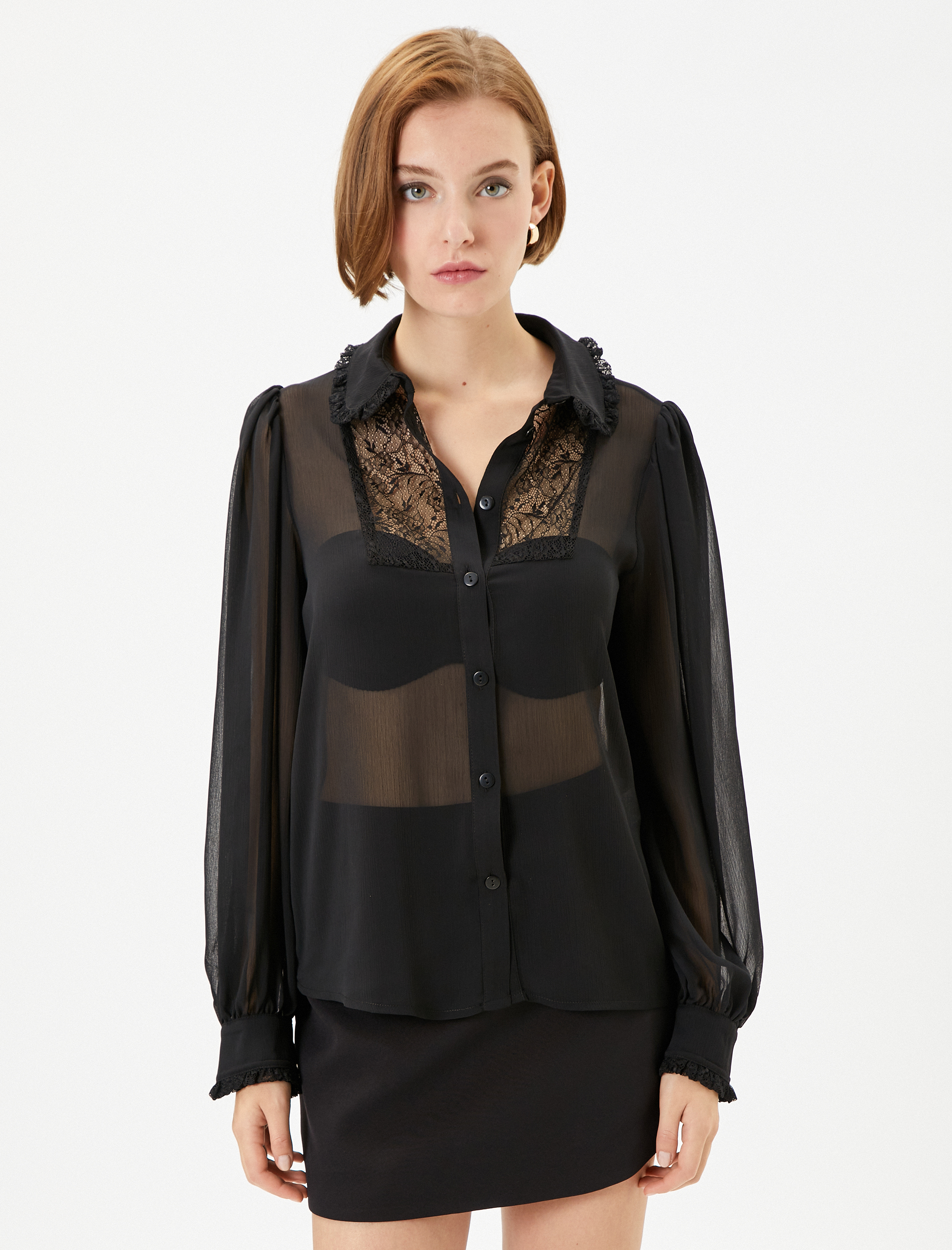 Şifon Gömlek Transparan Dantel Detaylı Balon Kollu Düğmeli