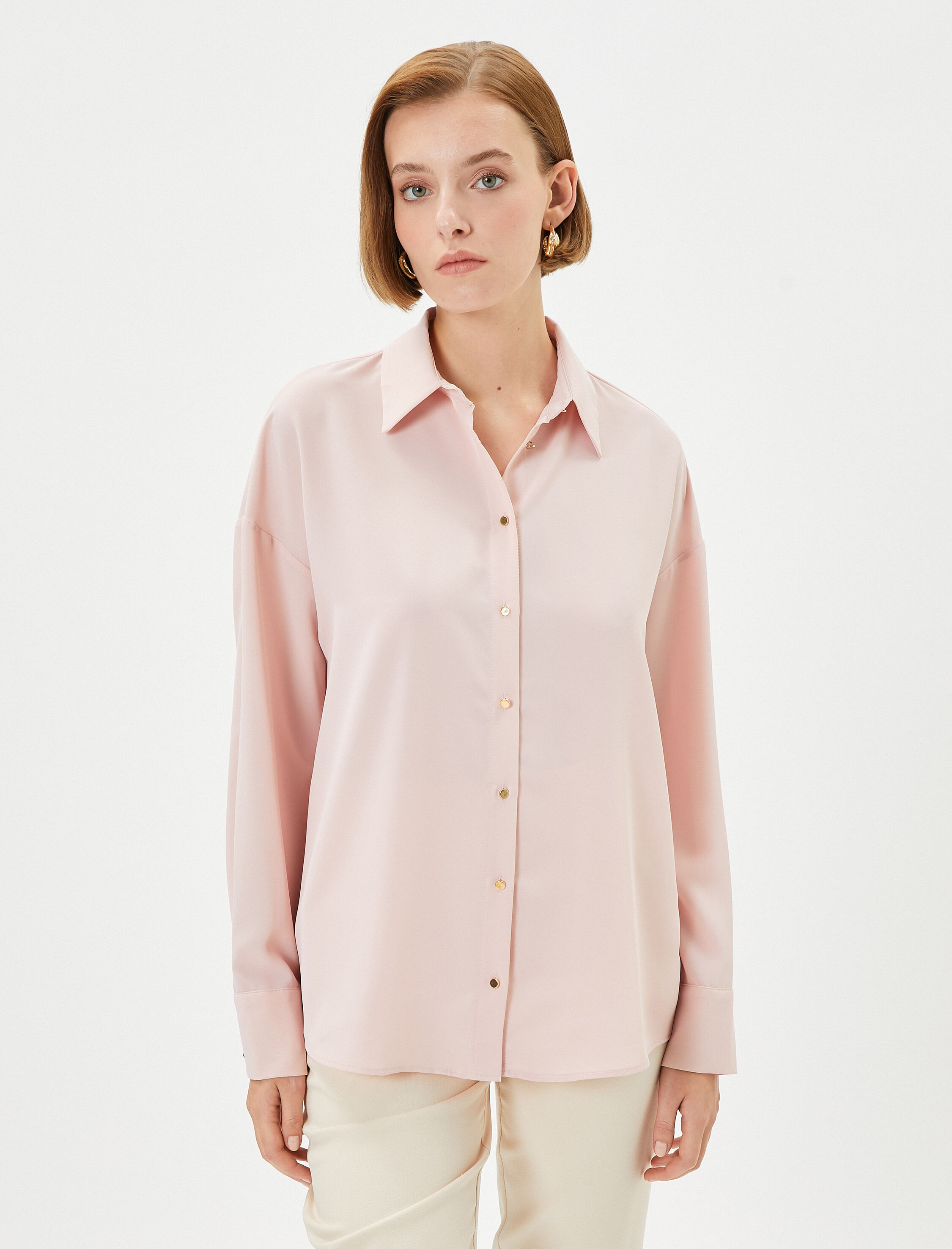   Uzun Kollu Gömlek Düğmeli Klasik Yaka